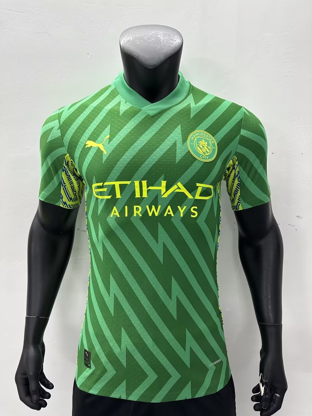 23-24 Manchester City Goalkeeper Player Version Soccer Jerseys Yupoo