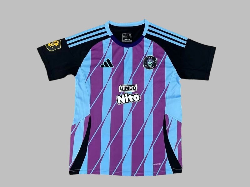 25-26 Kings Home Cheap Soccer Jerseys Yupoo
