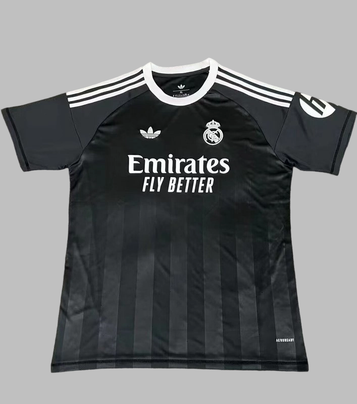 25-26 Real Madrid Goalkeeper Cheap Soccer Jerseys Yupo