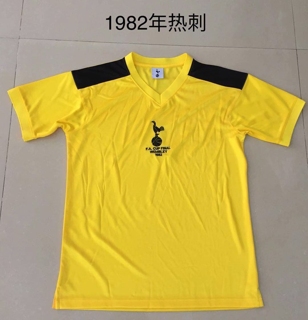To-ttenham away yellow 1982