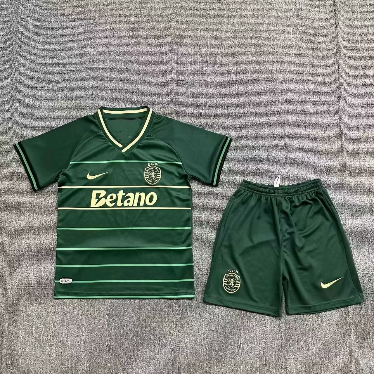 24-25 Sporting Lisbon Away Kids Soccer Jerseys Yupoo