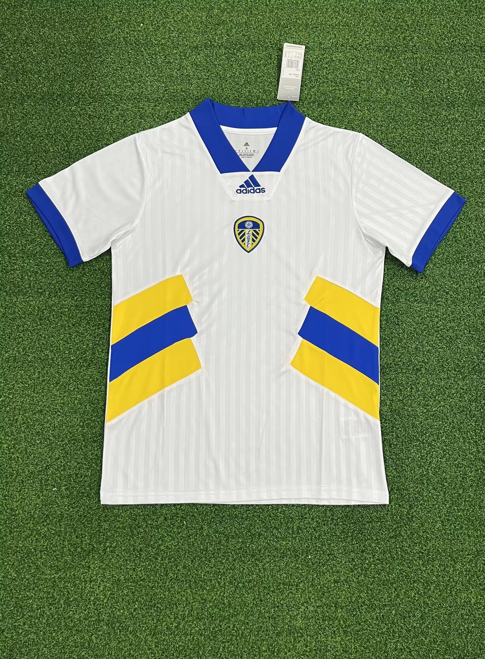 23-24 Leeds United Soccer Jerseys Yupoo