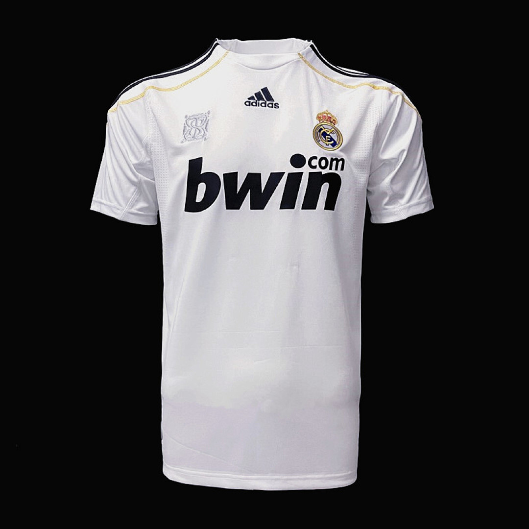 Retro 09/10 Real Madrid home S-XXL