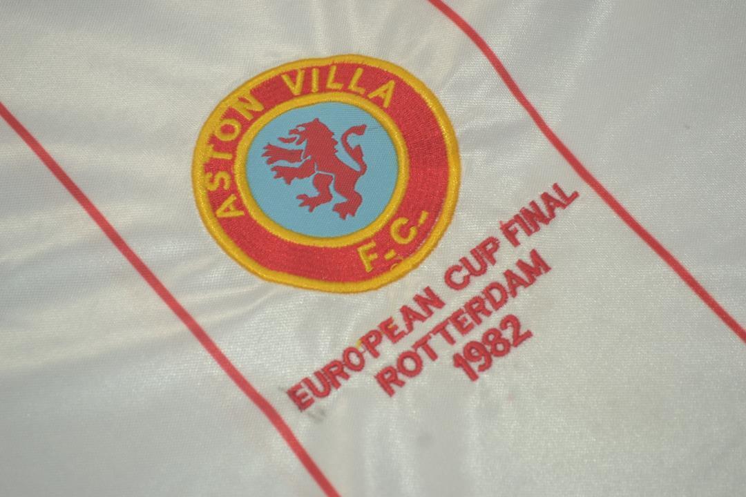 1982 Aston Villa away white 9