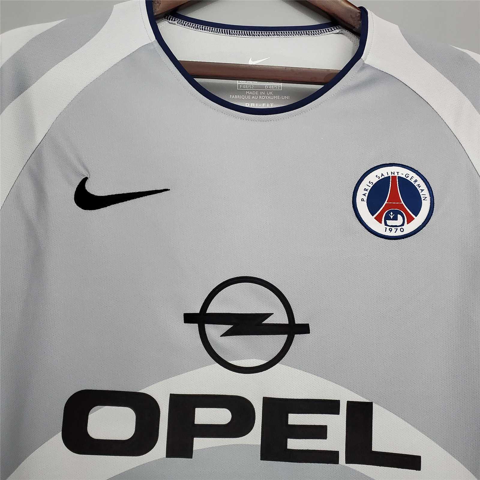 01-02 PSG away 8