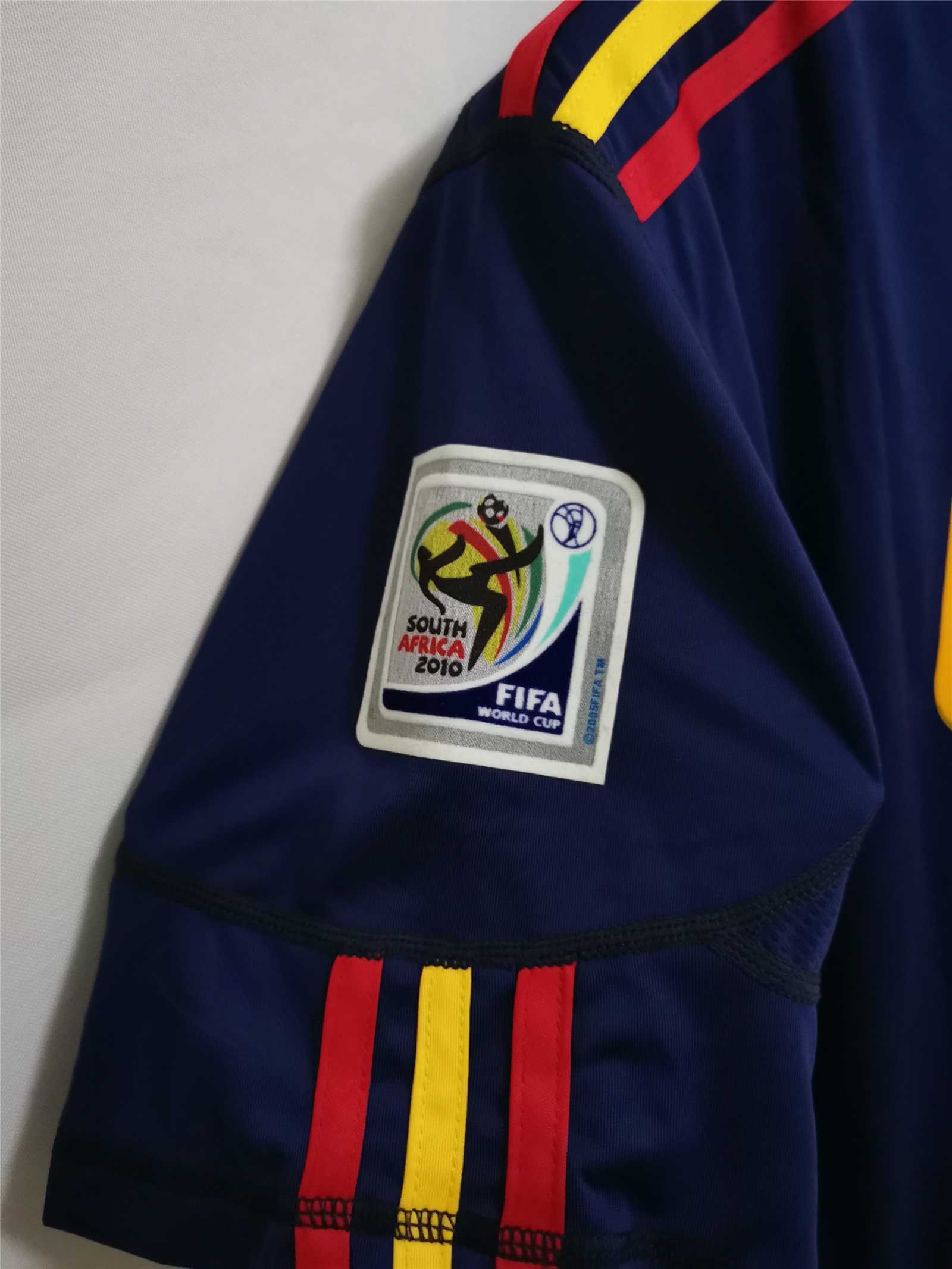 2010 Spain away blue 12