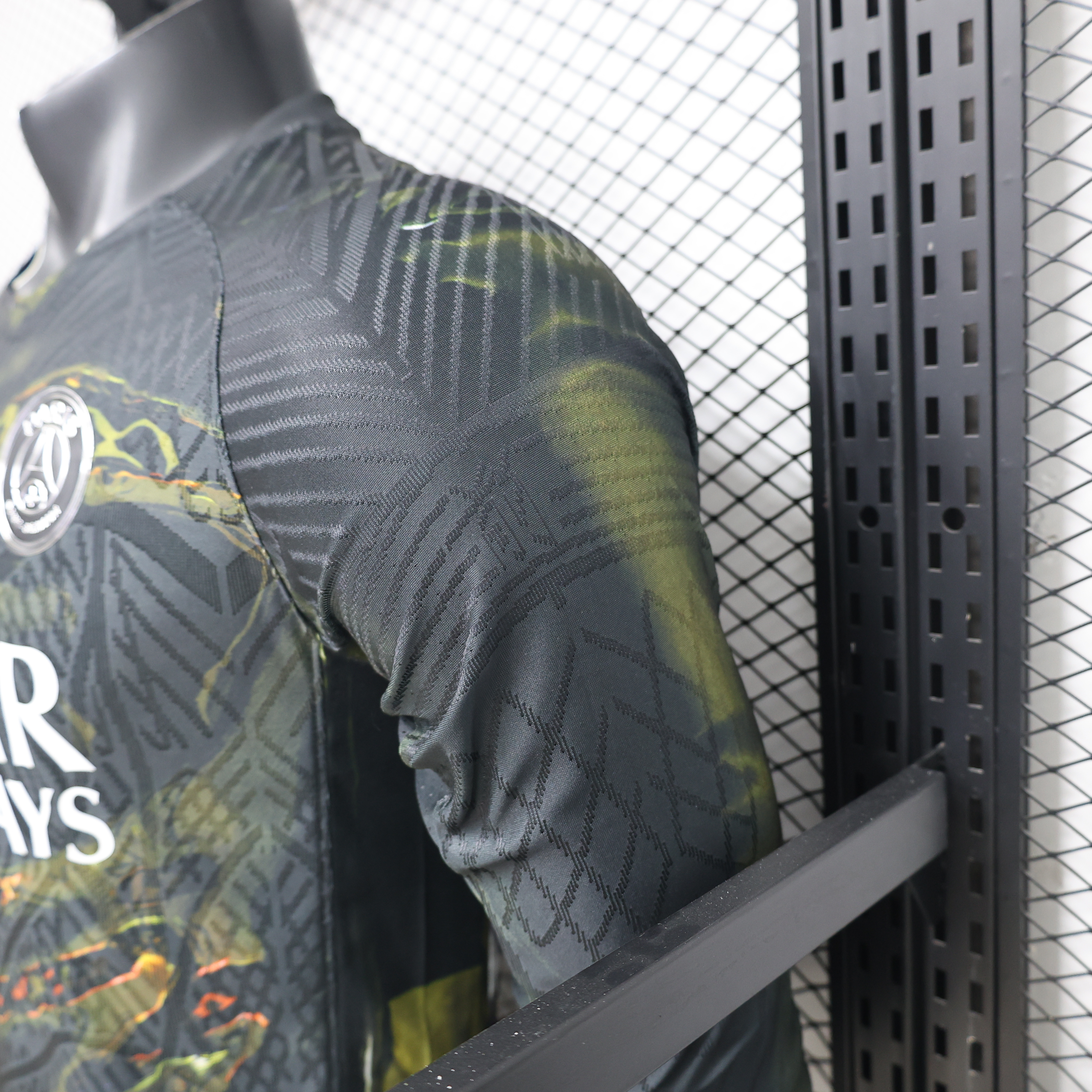 26-27 PSG x Stadium Night Forth Kit Player Edition Soccer Long Sleeve Shirts AAAAJersey Supply Yupoo 6