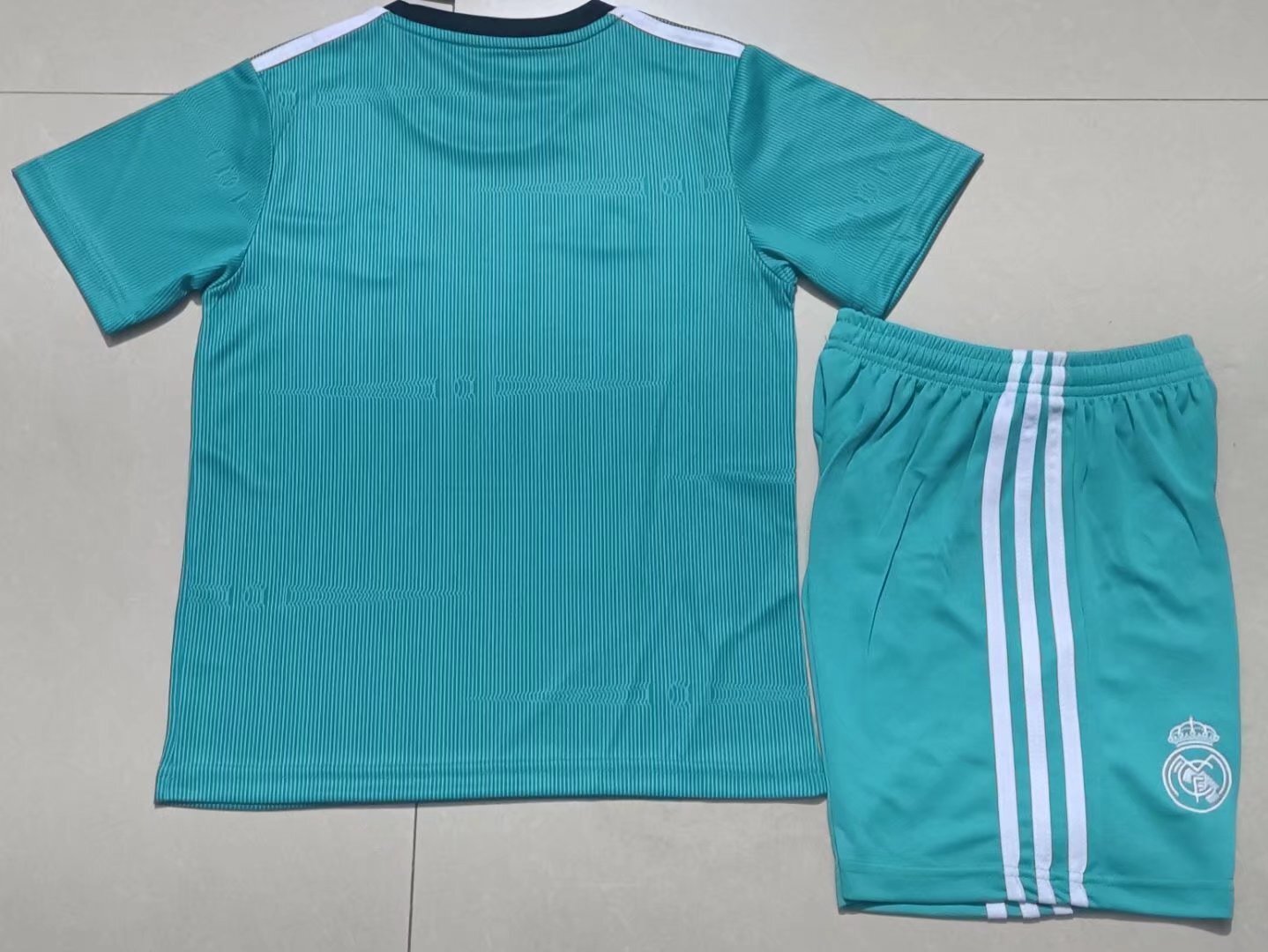 21-22 Real Madrid third away kids kit 3