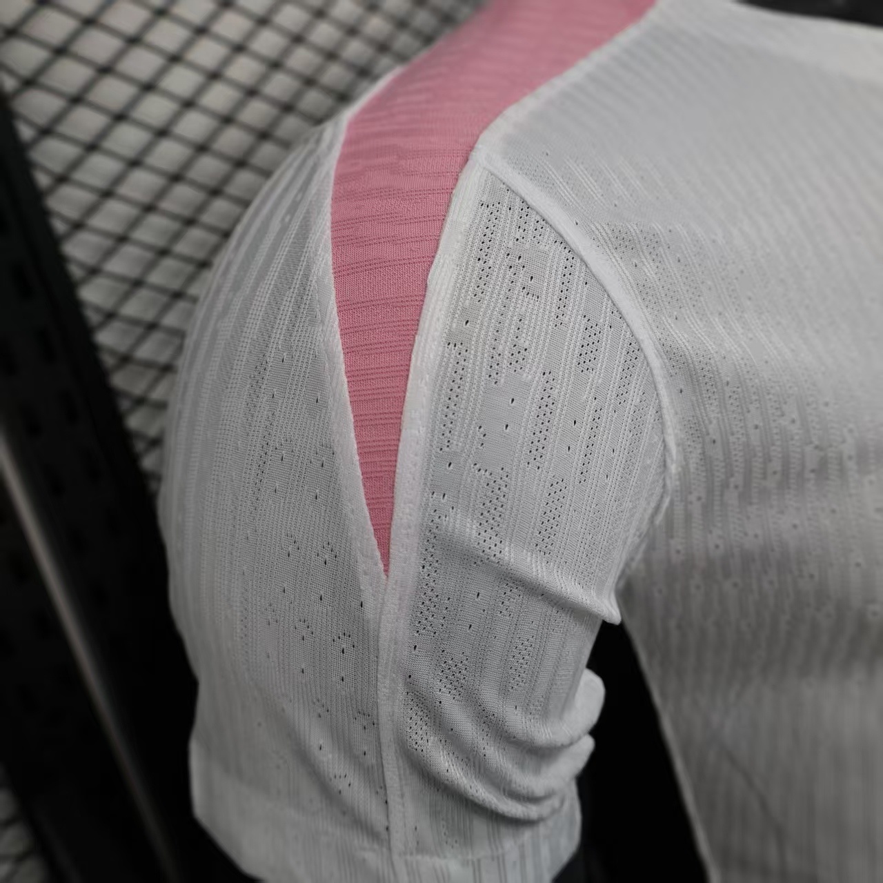 25-26 PSG White&Pink Pre-Match Kit Player Version Shirt Soccer AAAAJersey Yupoo 3