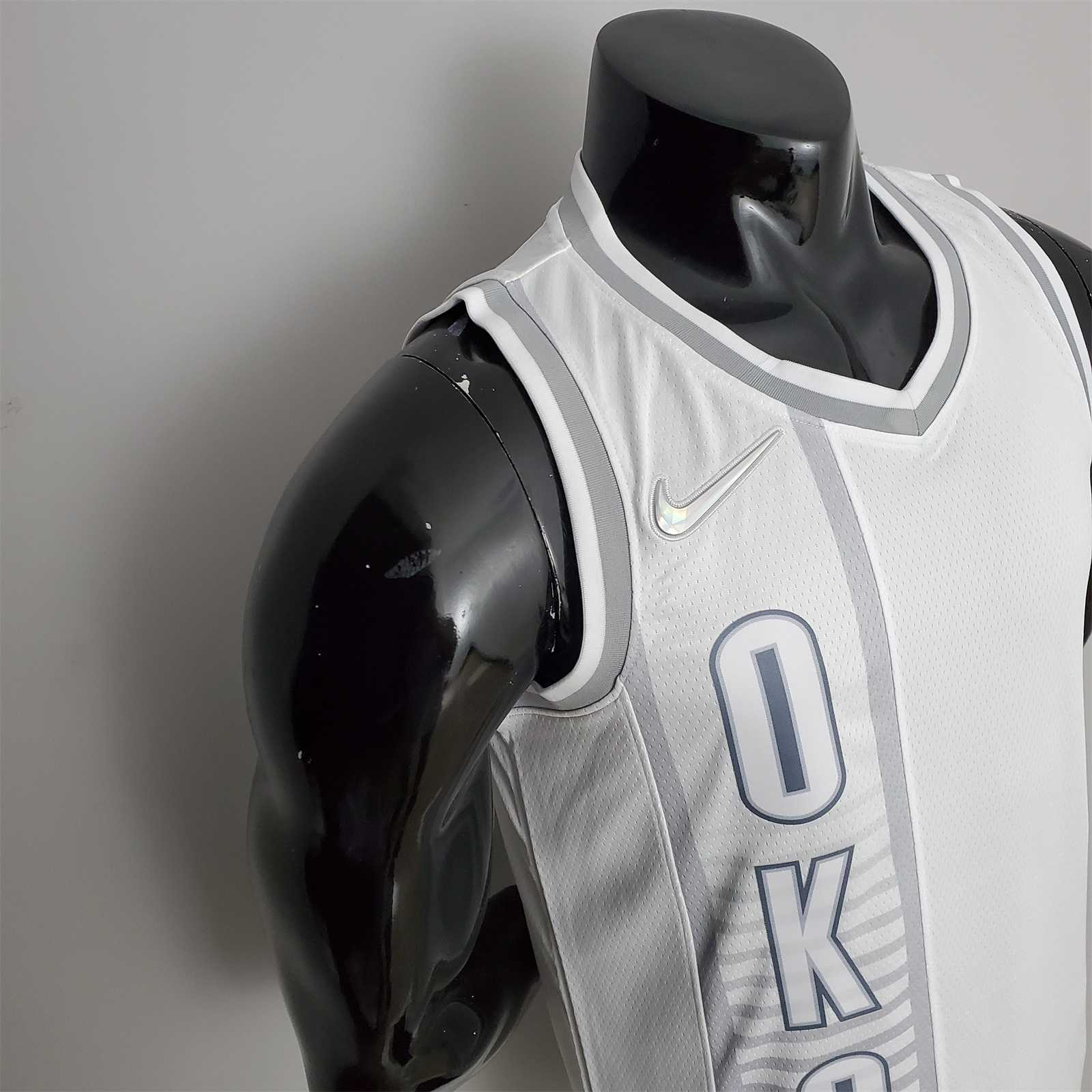 75th Anniversary 2202 Season Oklahoma City Thunder WESTBROOK#0 City Edition White NBA Jersey 6