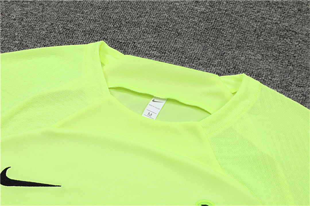22-23 Tottenham Hotspur training kit green 4