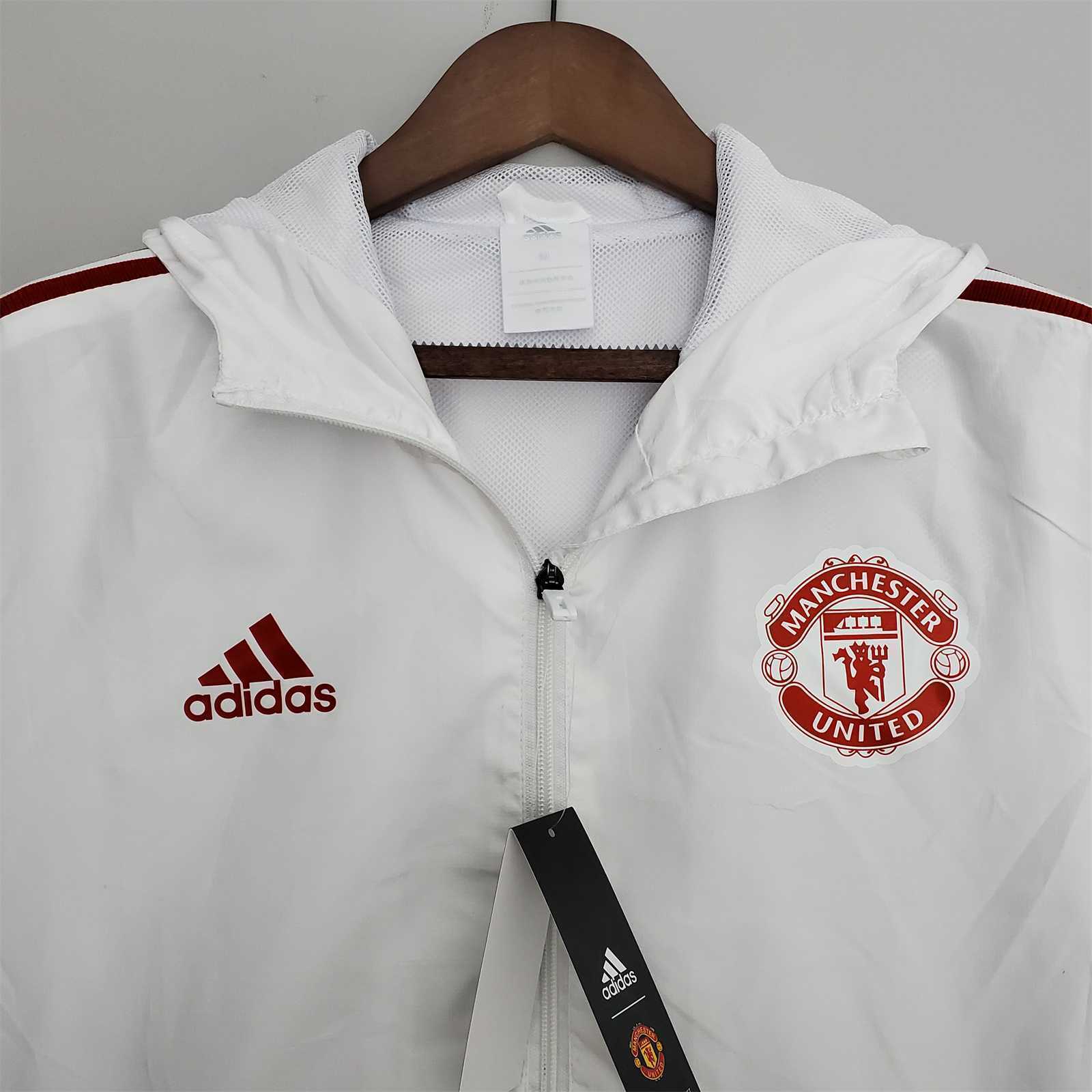 22-23 Manchester United white windbreaker 7