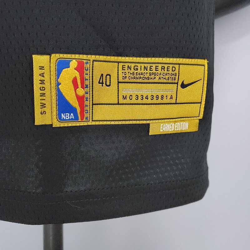 2021 Bryant #8 Lakers Bonus Edition Black 3