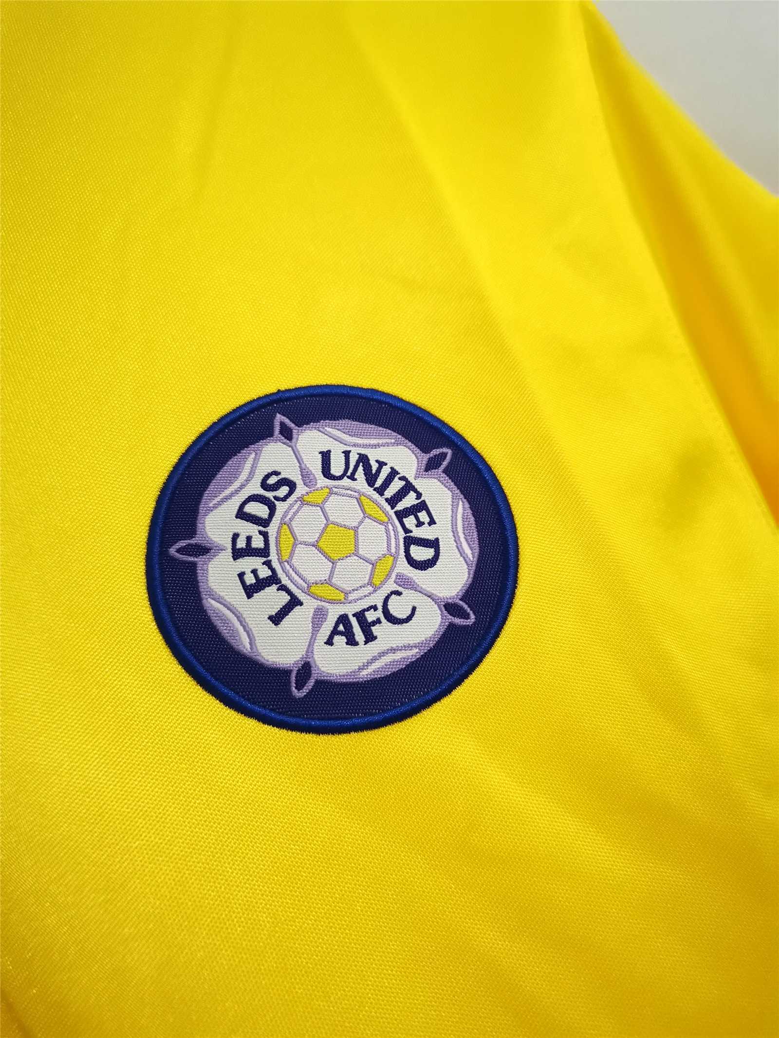 2000 Leeds United away 1