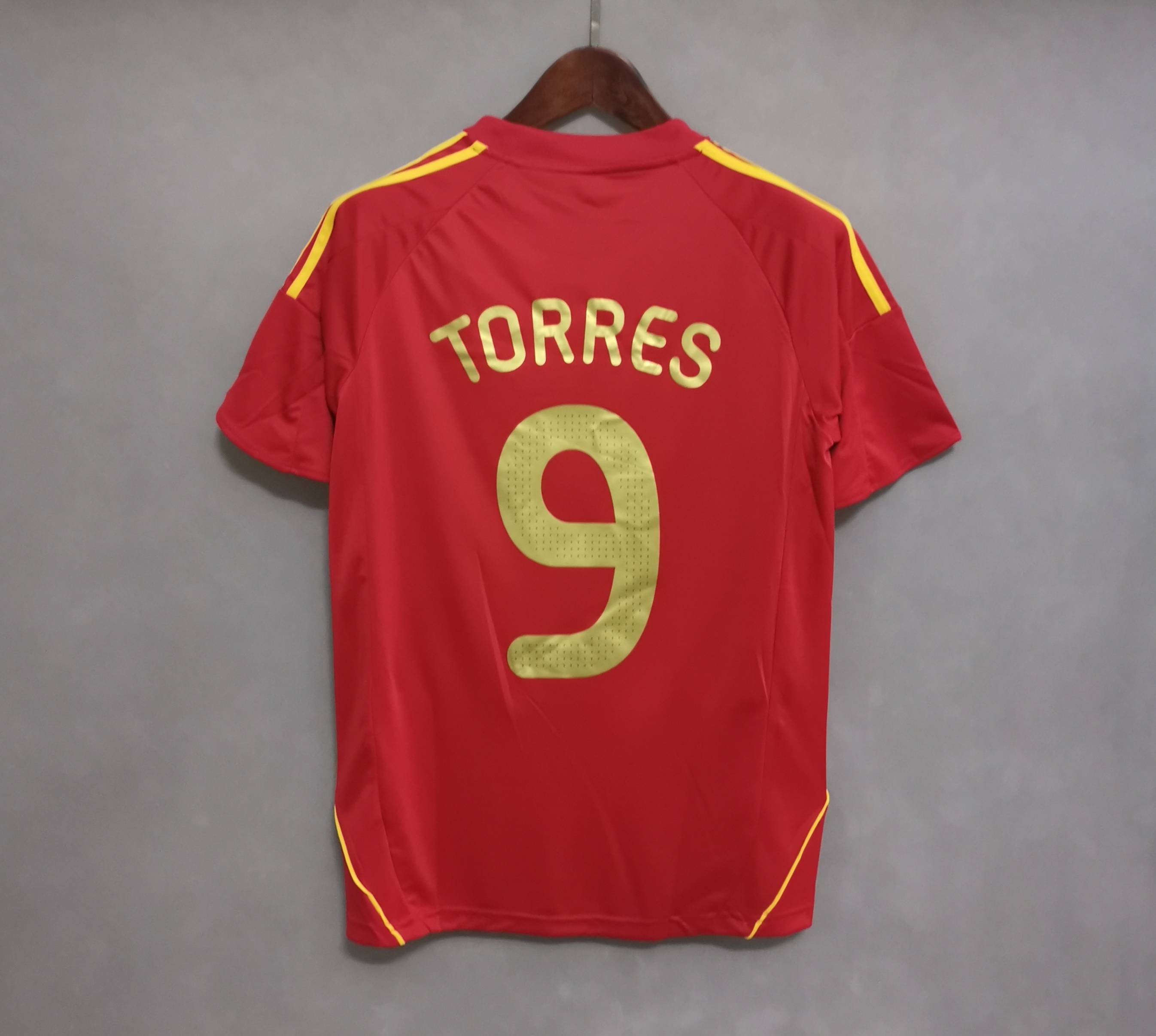 2008 Spain home 7