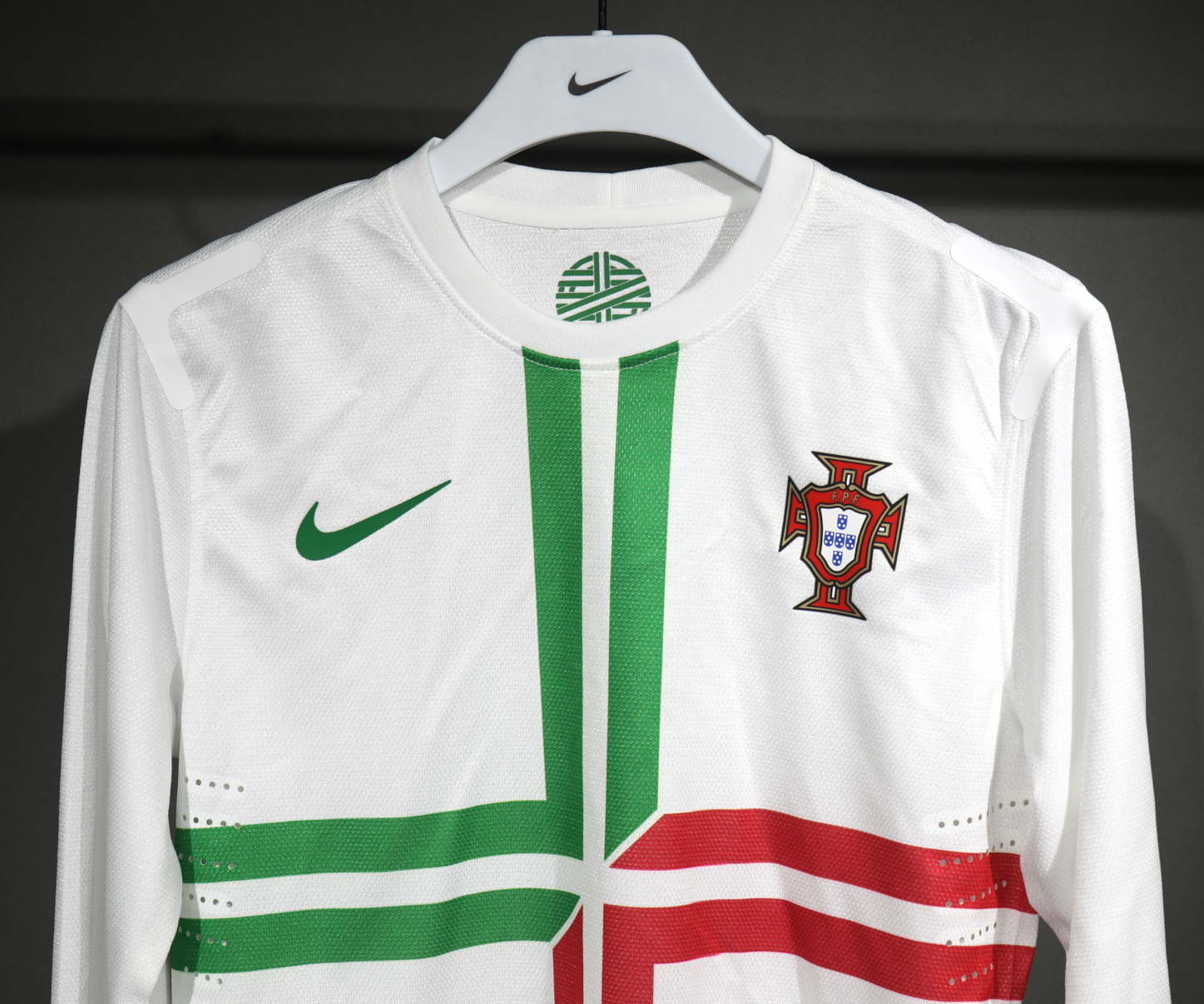 2012 Portugal Euro Cup Away Retro Kit Vintage Player Version Long Shirt AAAAJersey Dropship Yup 4