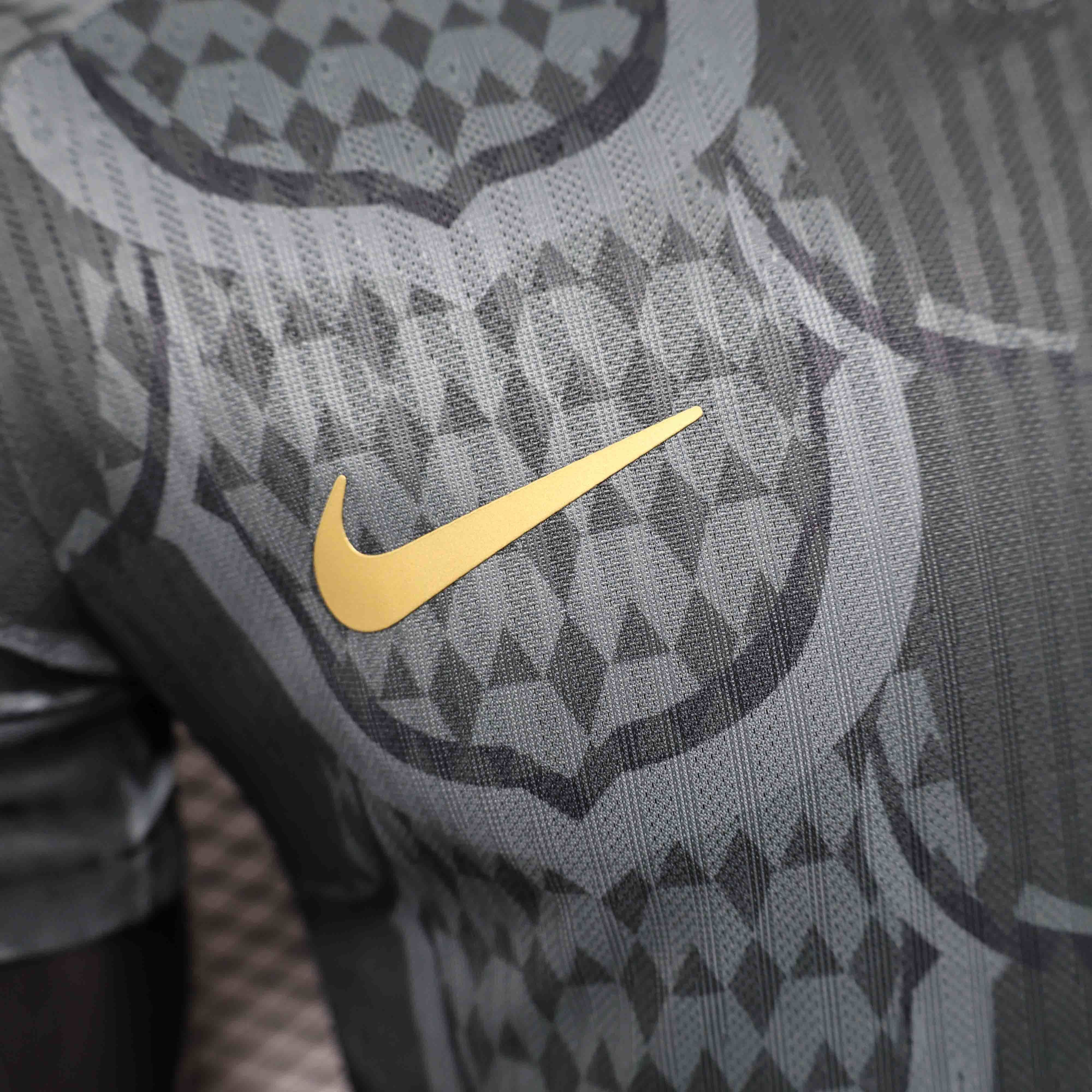 24-25 Barcelona Pre-Match Black Kit Player Version Shirt AAAAJersey Supplier Yupoo 2