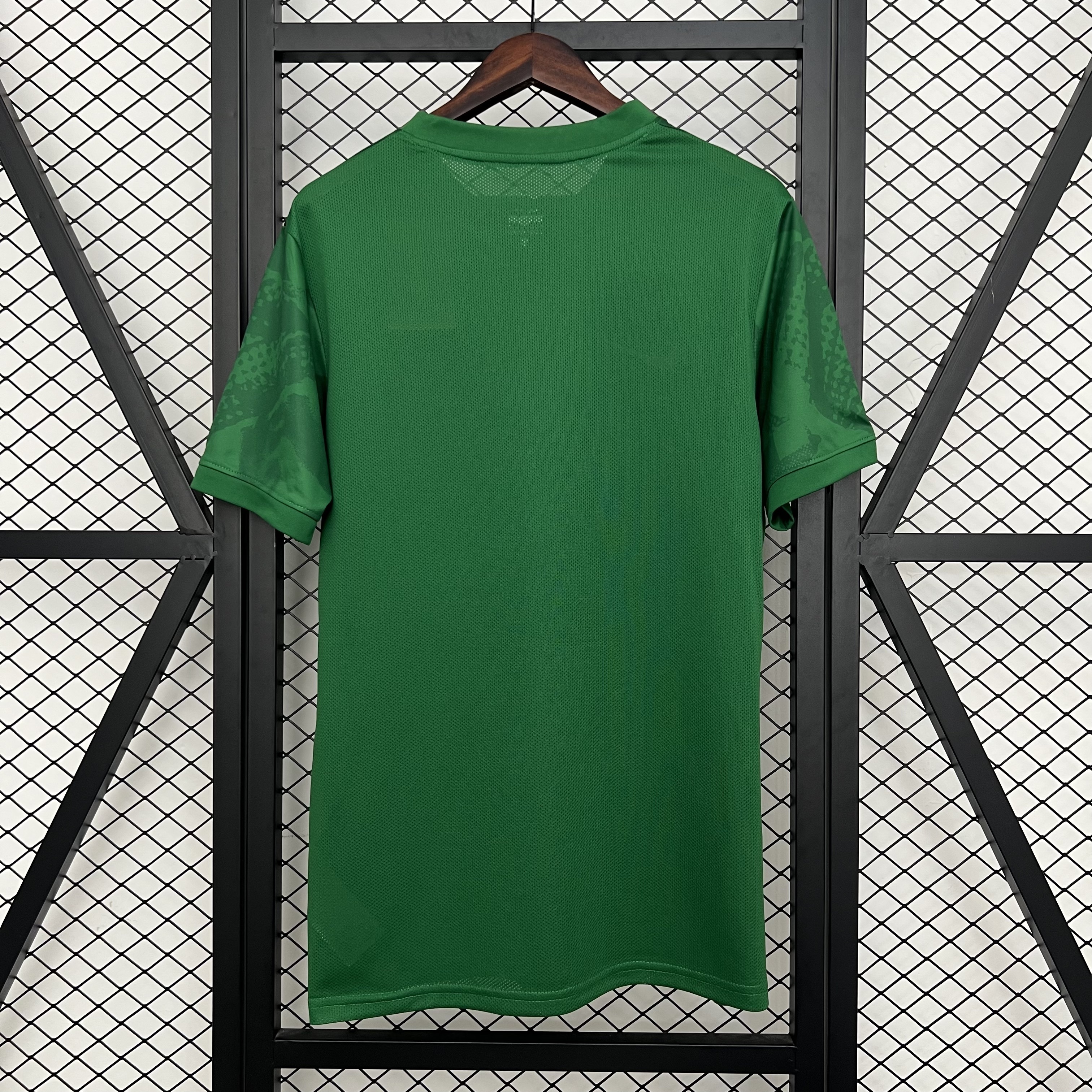 25-26 Sporting Lisbon Training Kit Football Uniform AAAAJersey Supply Yupoo 3