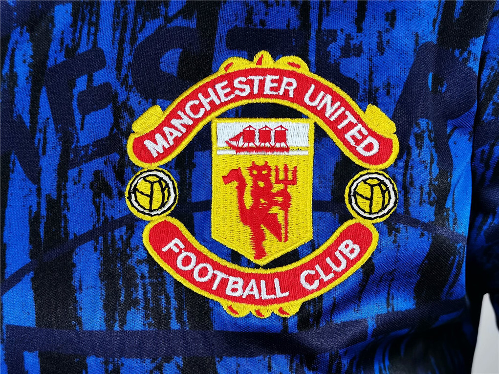 92-93 Manchester United away long sleeve 7