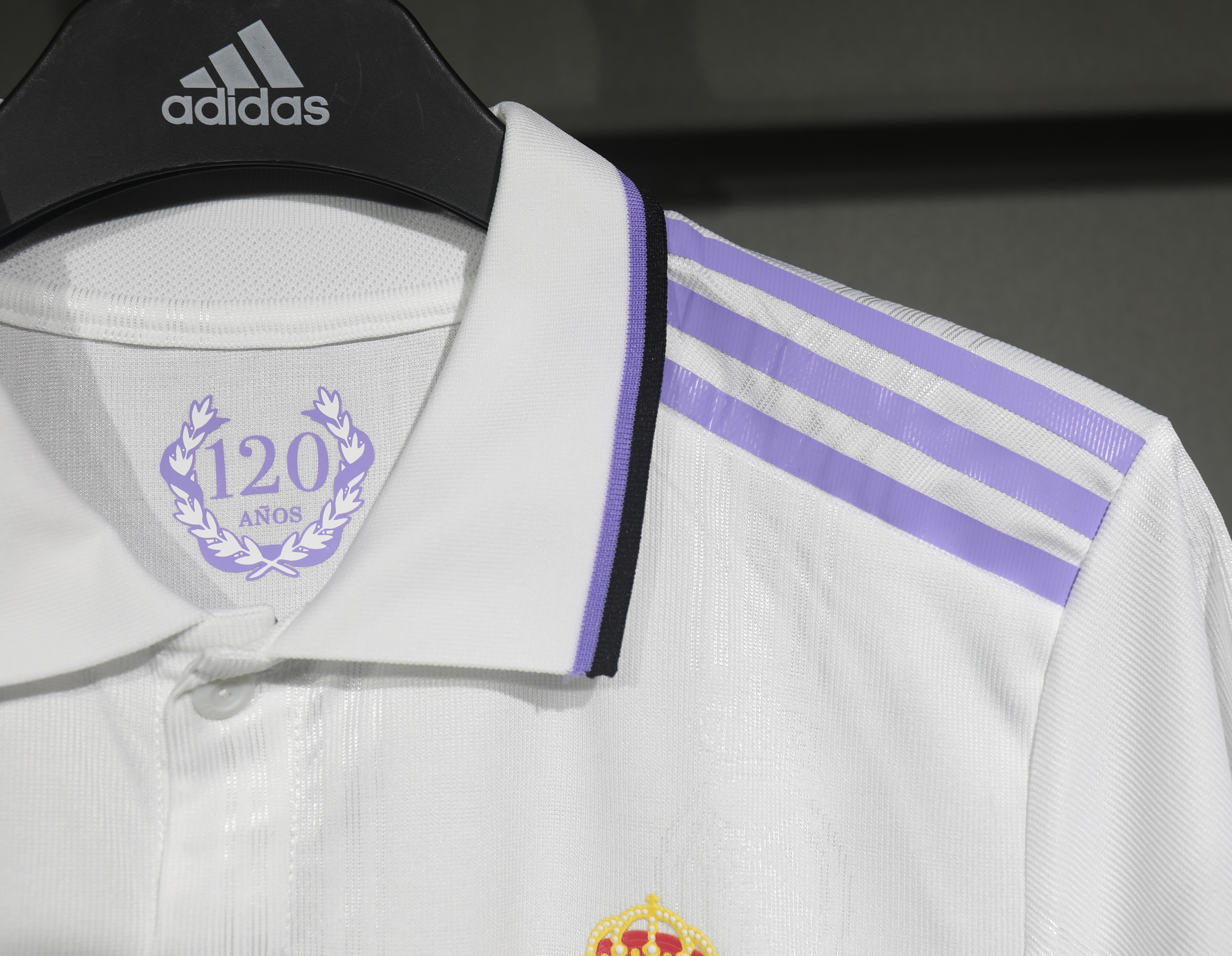 22-23 Real Madrid Home Retro Kit Vintage Player Version Shirt Football AAAAJersey Supply Yupoo 3