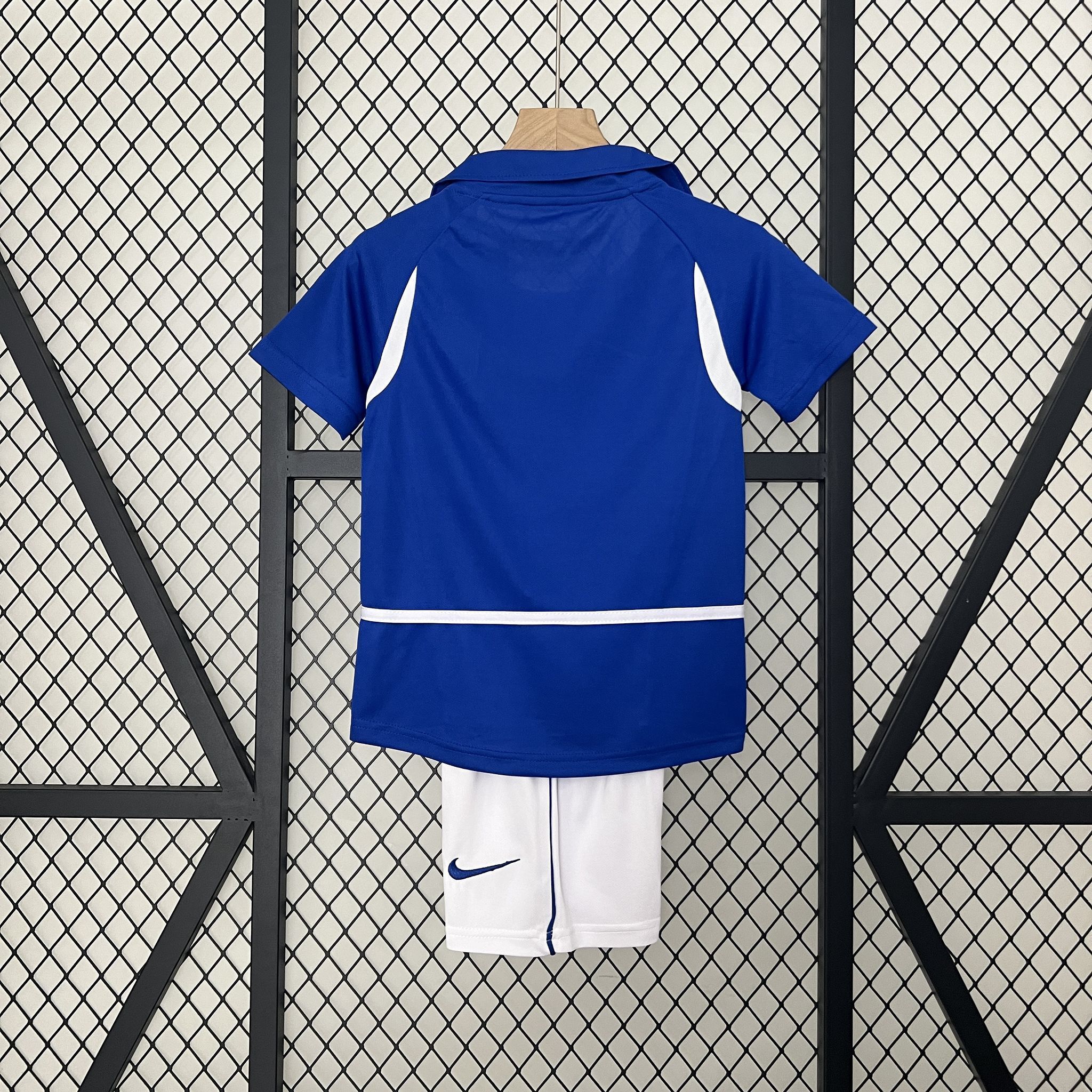 2002 Brazil Away Retro Kid Kits Youth Apparels AAAAJersey Wholesale Yupoo 3