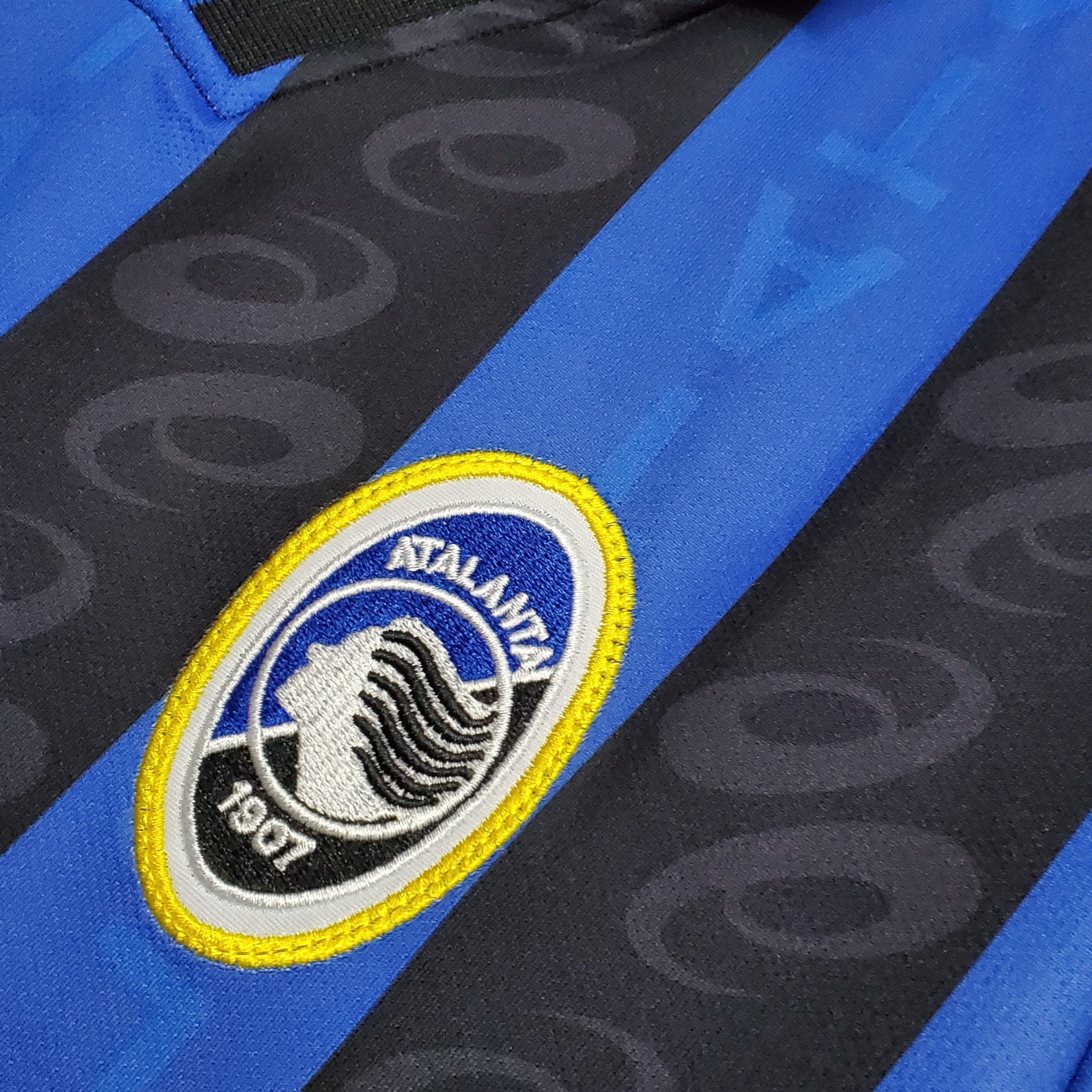 96-97 Atalanta home 1