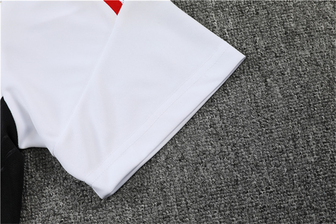 22-23 Bayern Training Kit White 9