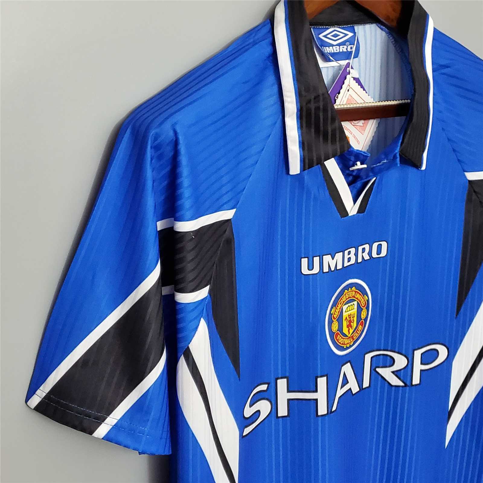 96-98 Manchester United third away blue 6
