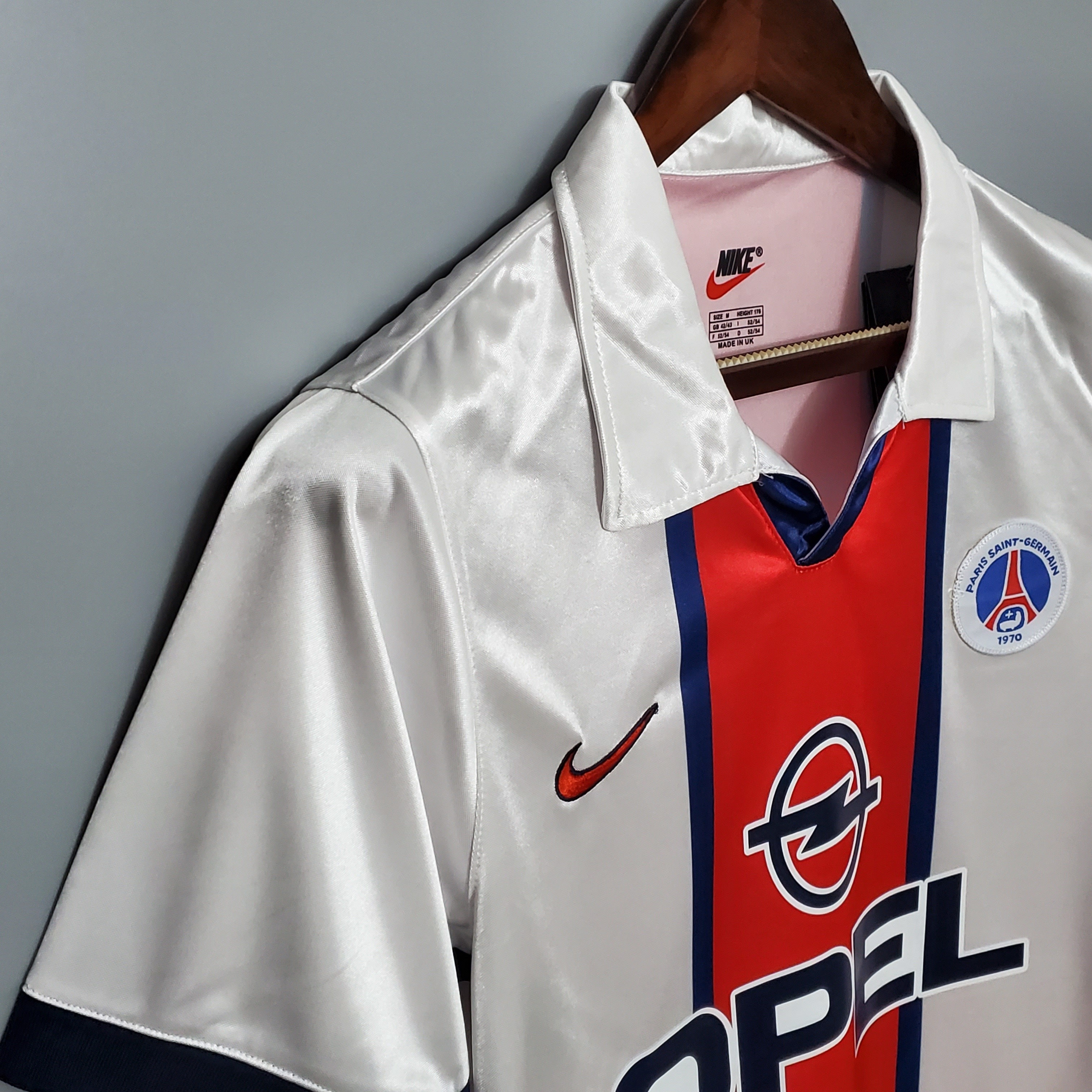 98-99 PSG away white 5