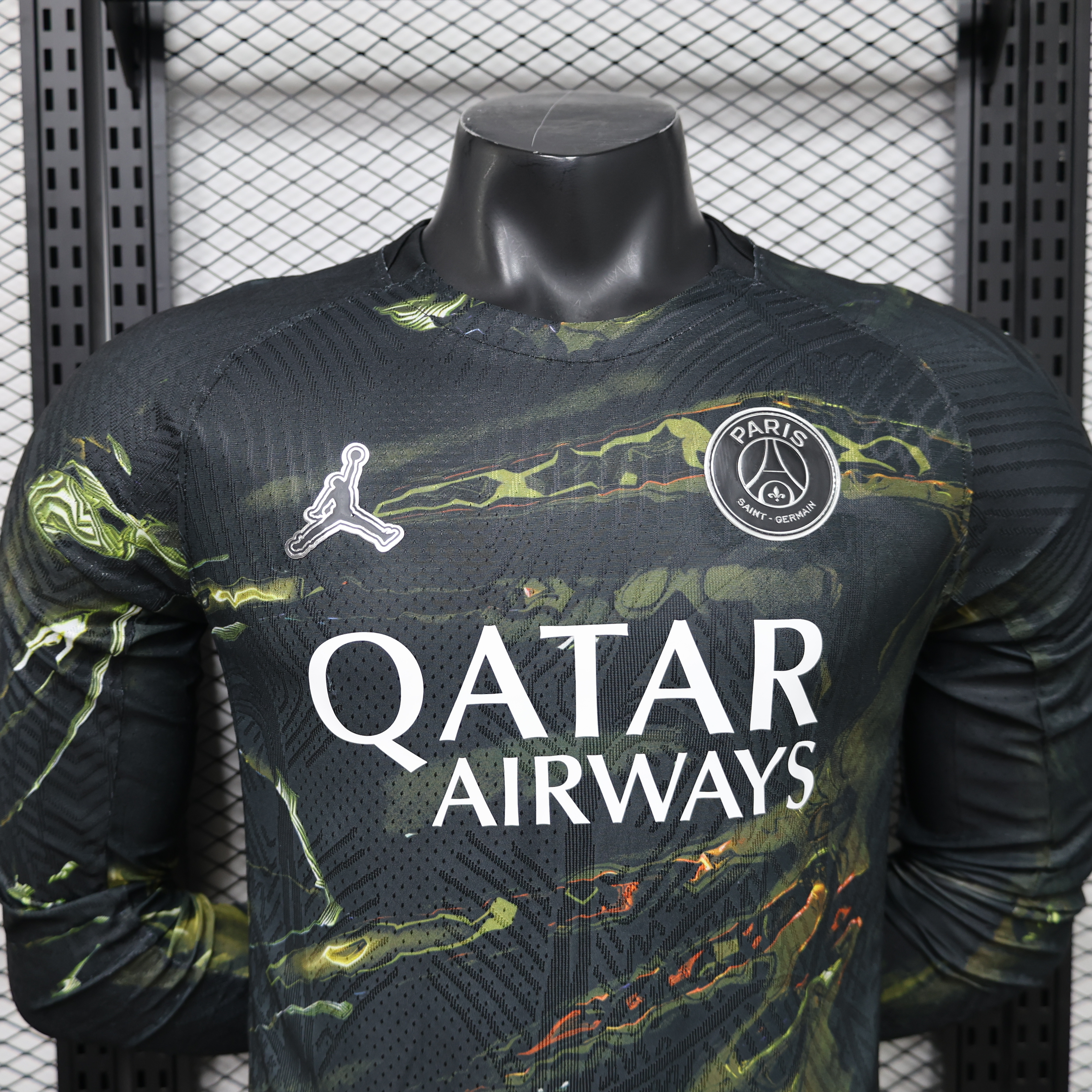 26-27 PSG x Stadium Night Forth Kit Player Edition Soccer Long Sleeve Shirts AAAAJersey Supply Yupoo 3