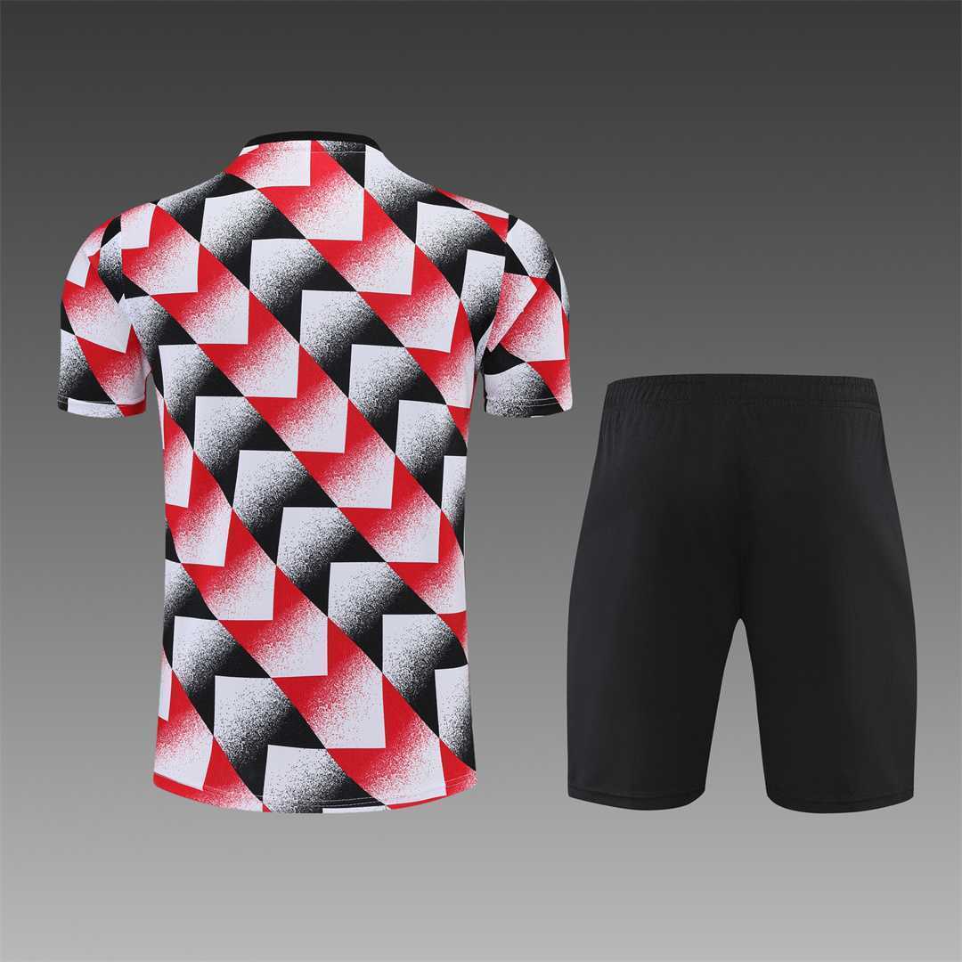 22-23 Manchester United training suit short sleeve kit red black and white color matching 11