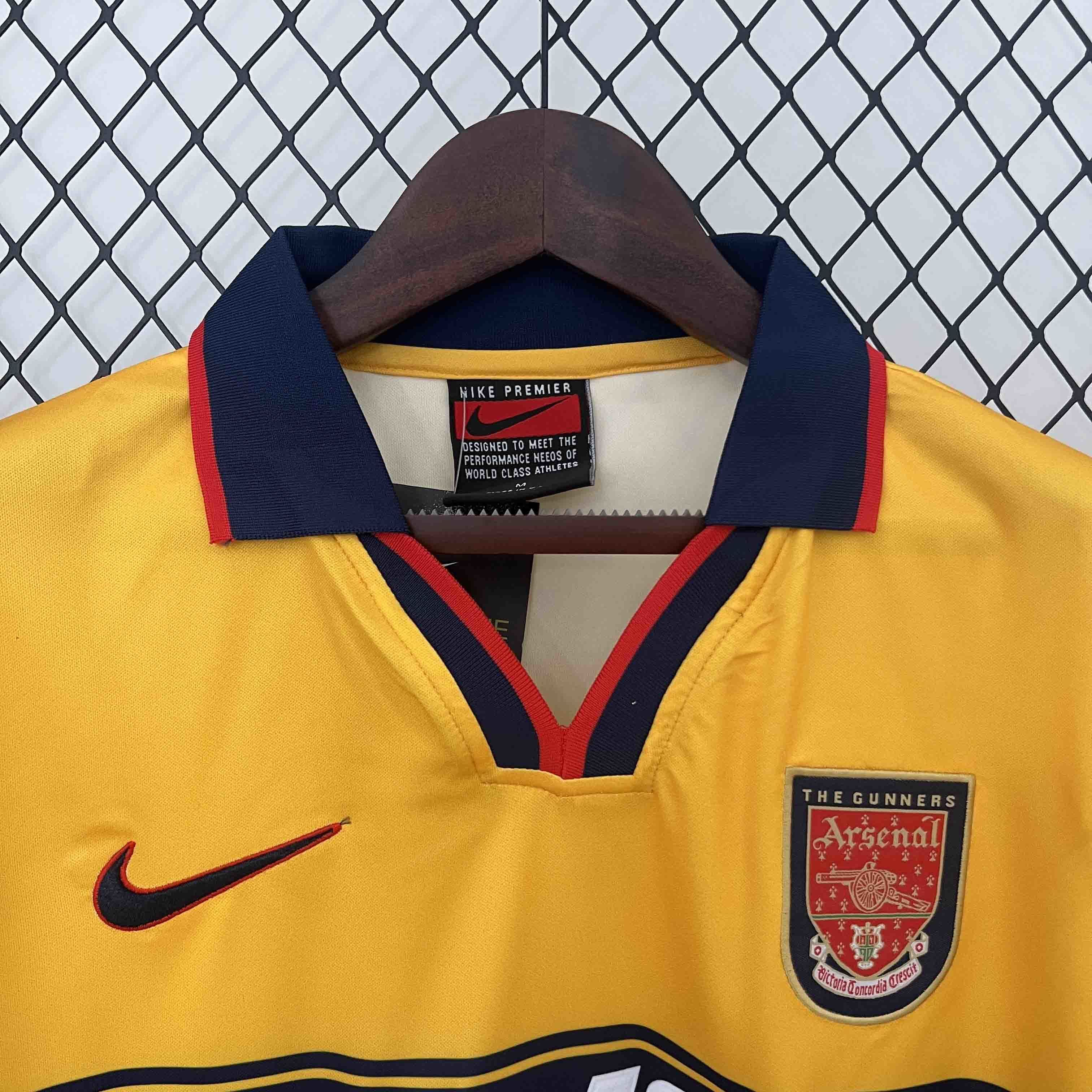 97-99 Arsenal Away Retro Kit Soccer Uniform AAAAJerseys Dropshipping Yupoo 4