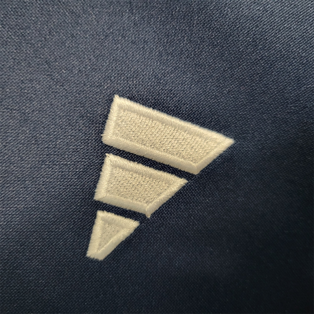 23-24 Cruzeiro jacket training uniform1684407280000 1