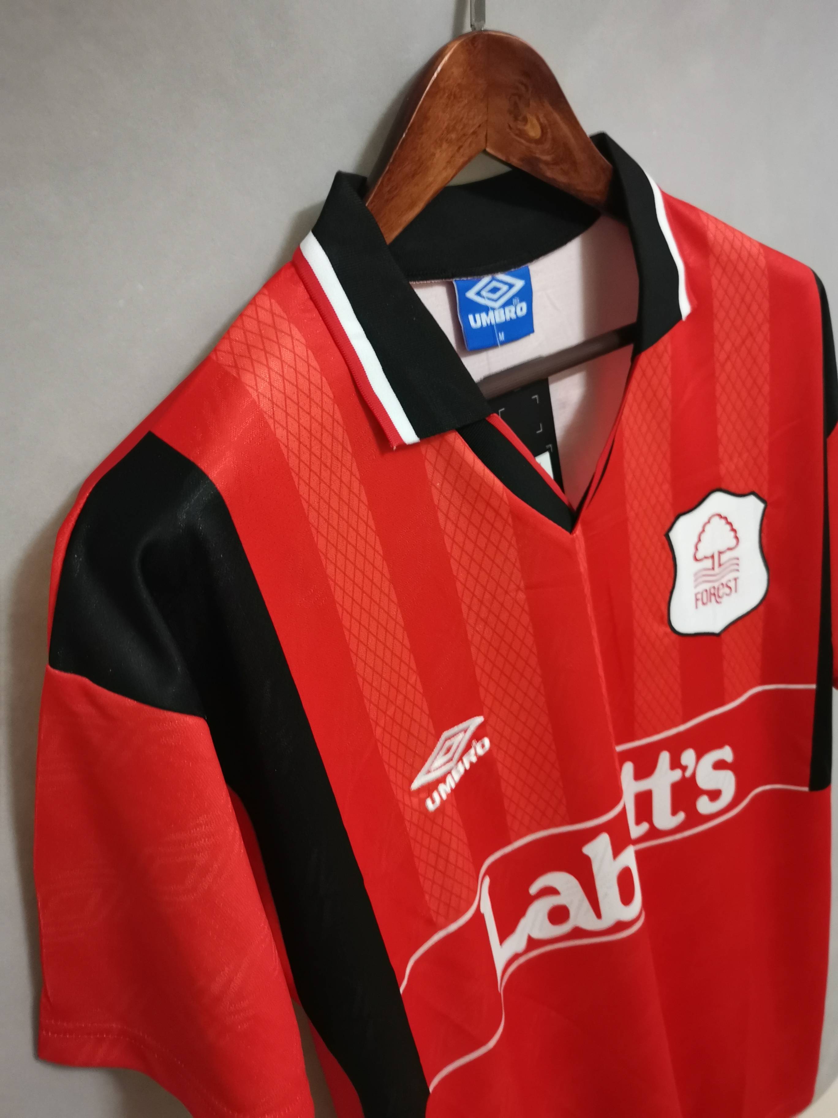 94-95 Nottingham Forest home 6