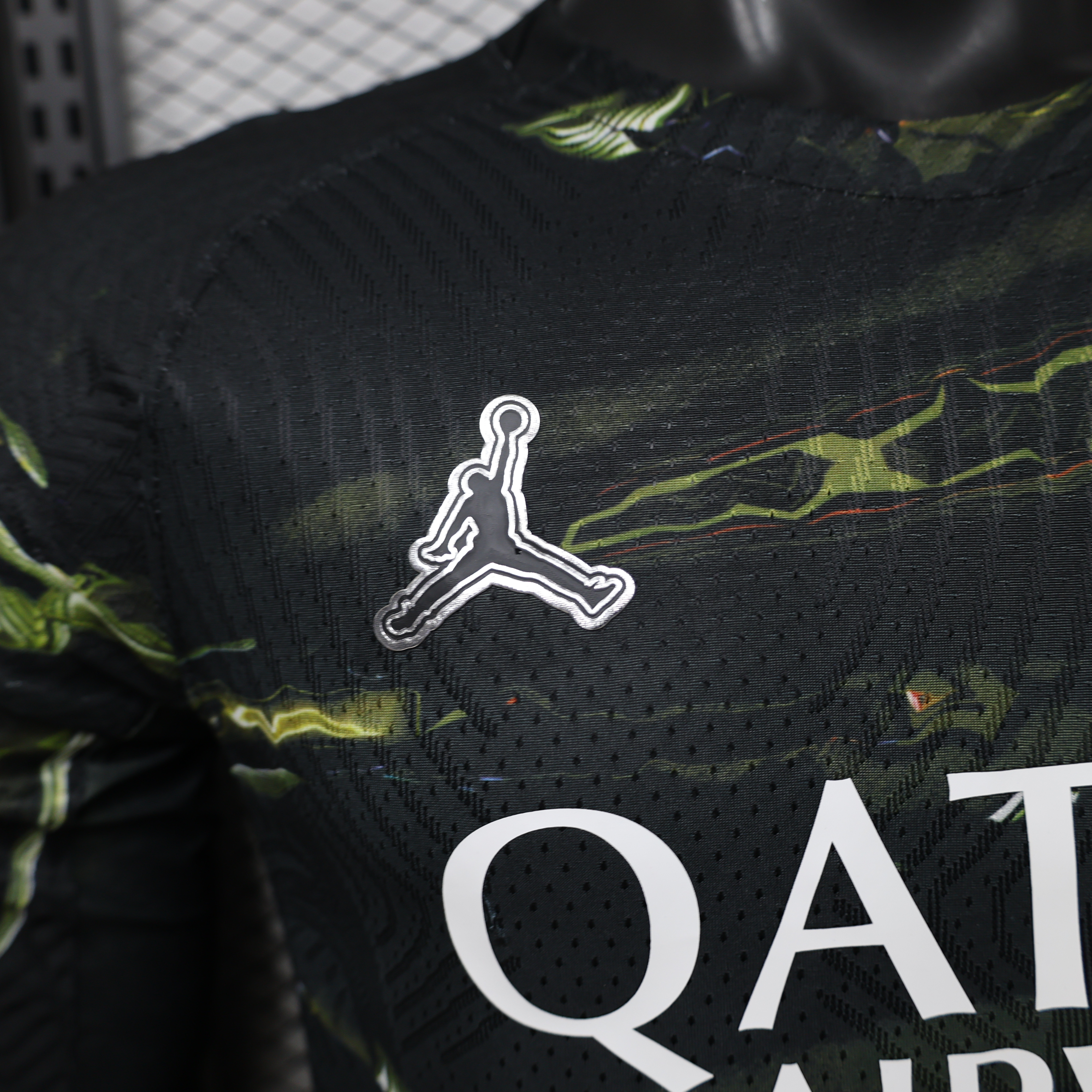26-27 PSG x Stadium Night Forth Kit Player Edition Soccer Long Sleeve Shirts AAAAJersey Supply Yupoo 8