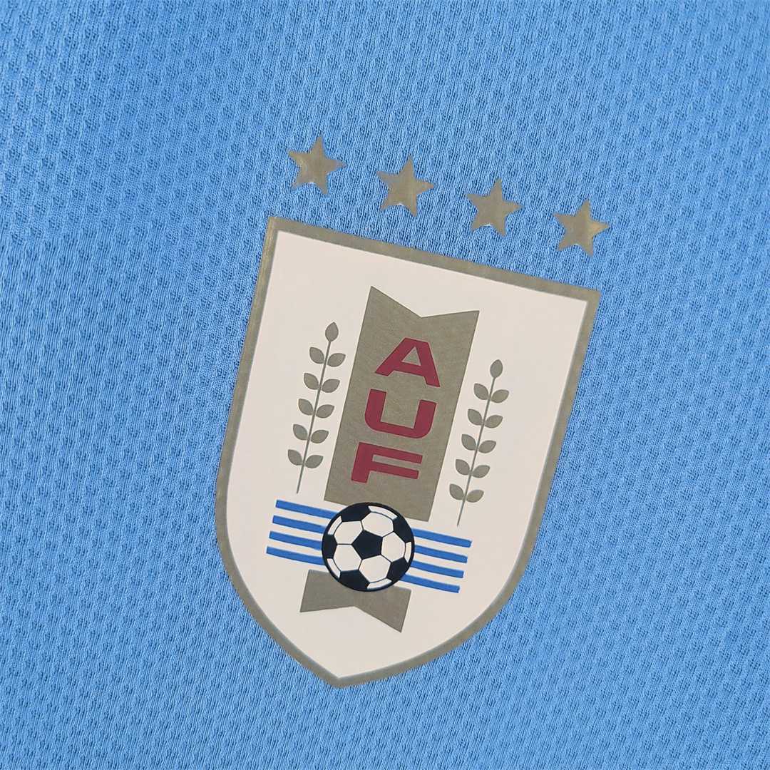 2022 Uruguay home 3