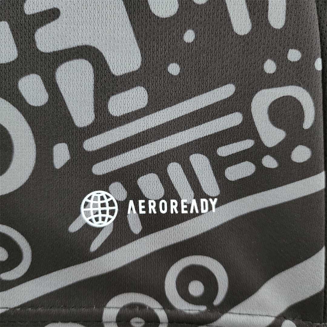 2022 Mexico special edition black 3