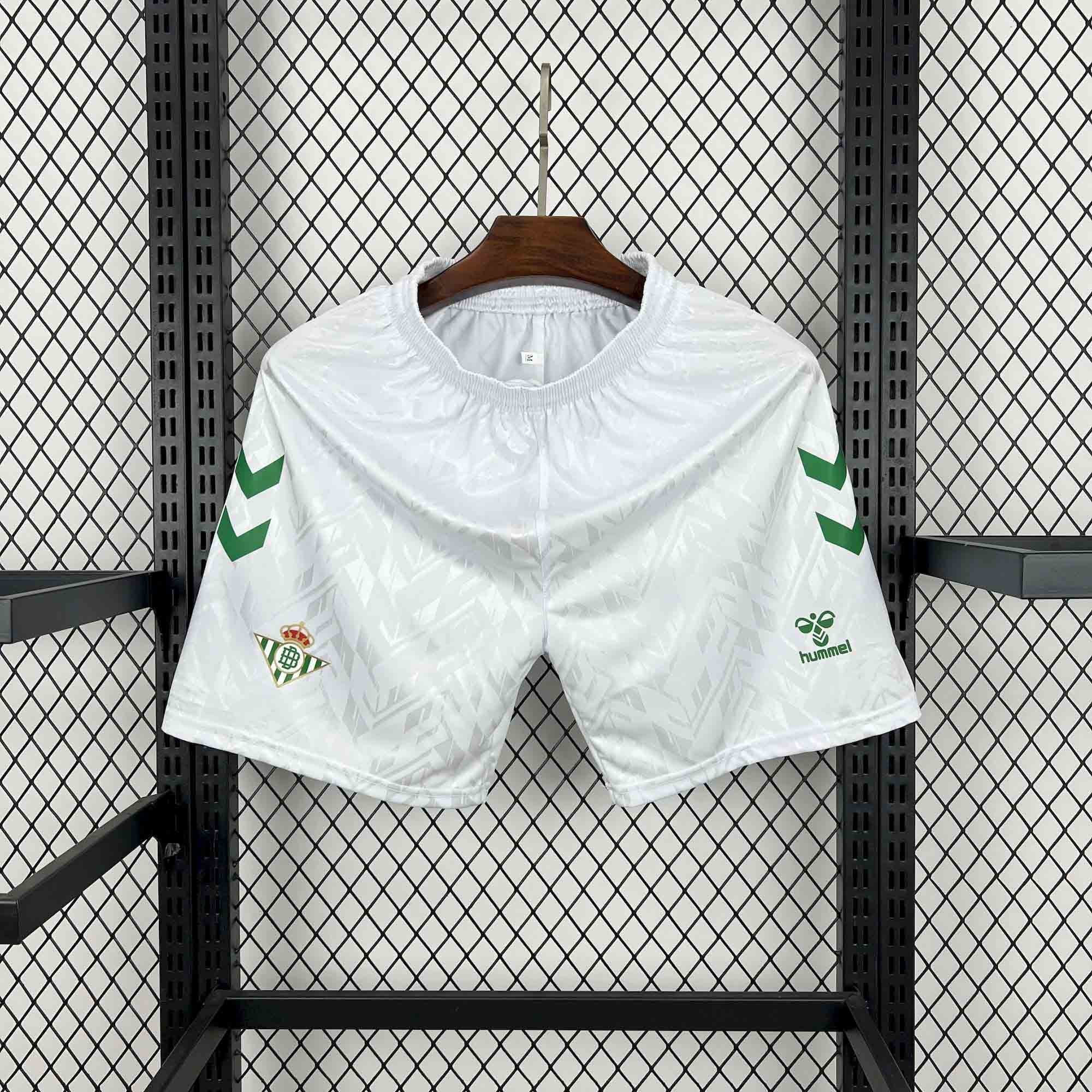 24-25 Real Betis Home Shorts AAAAJersey Supplier Yupoo
