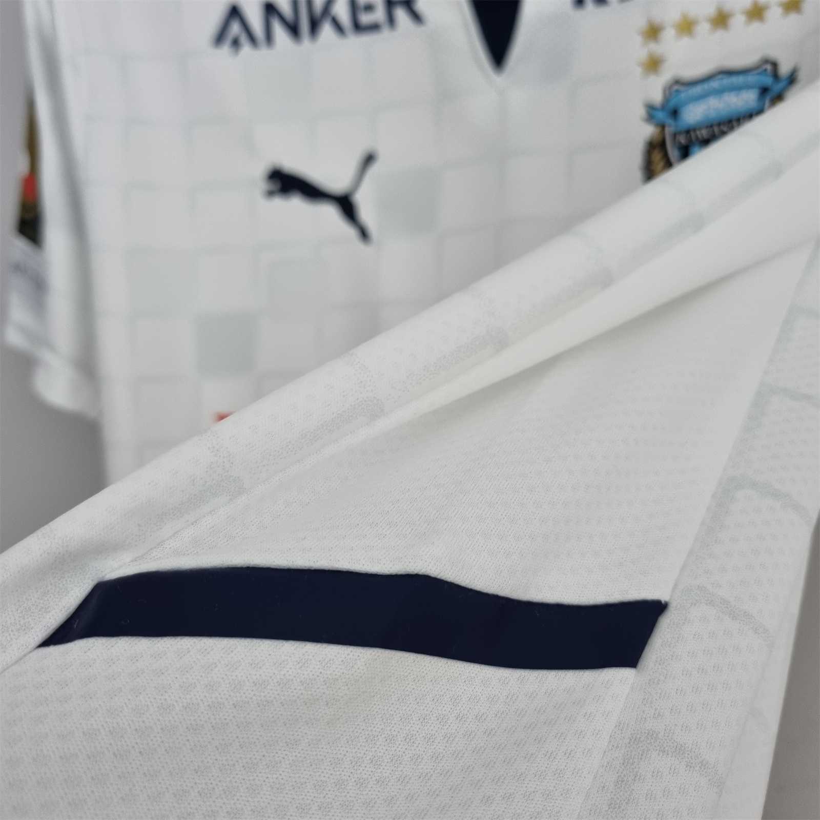22-23 Kawasaki Frontale away 8