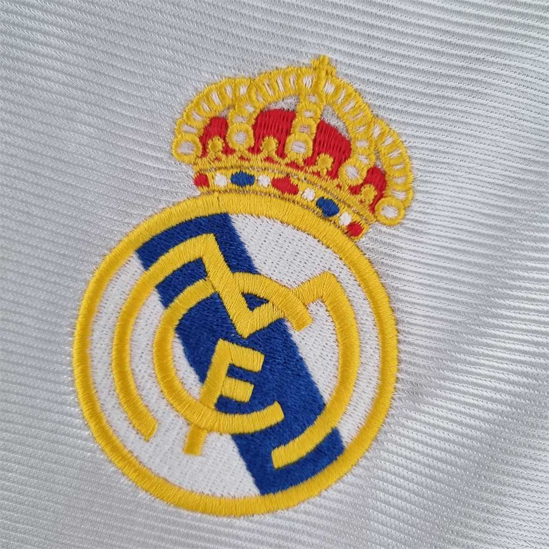 99-00 Real Madrid home 11