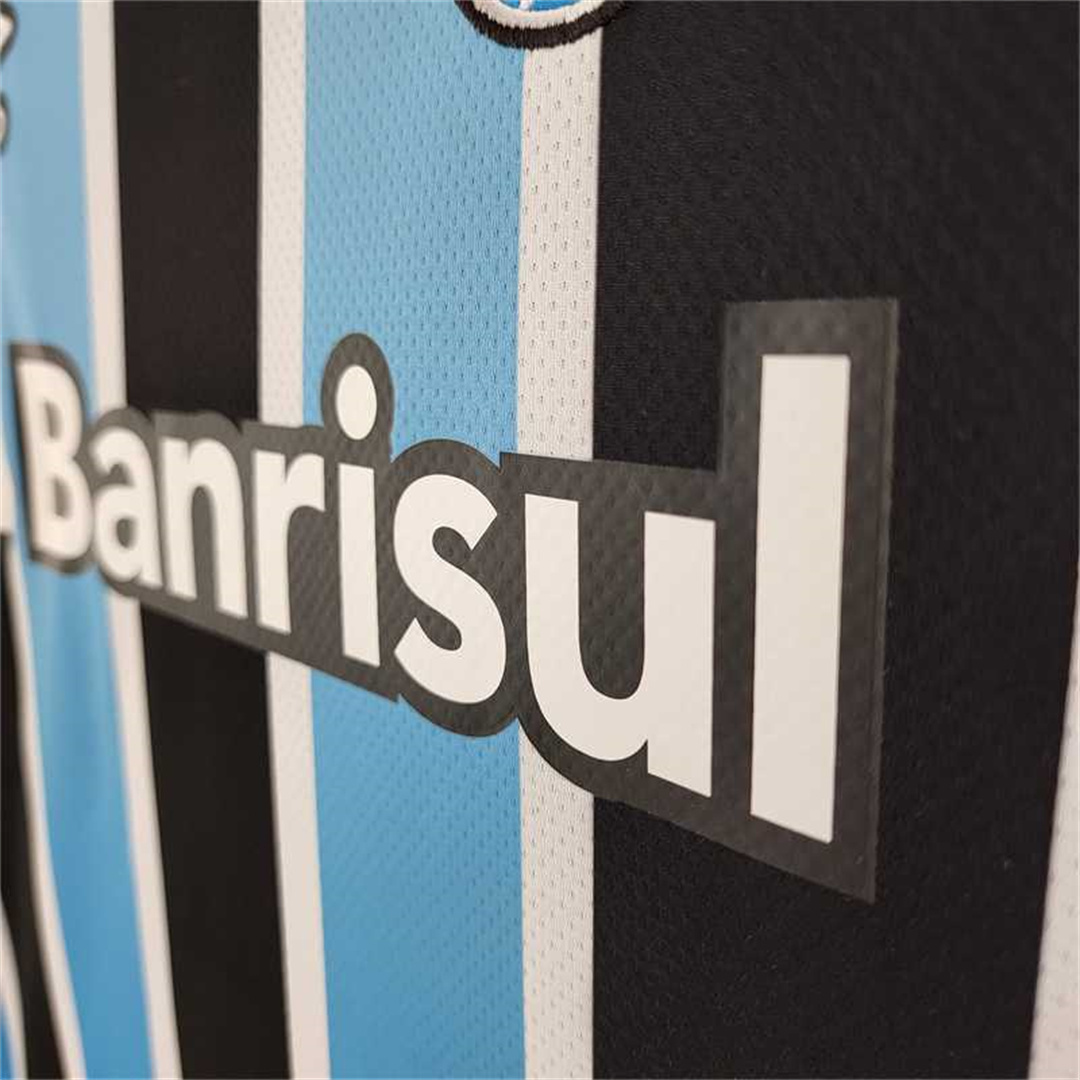 22-23 Gremio home 11