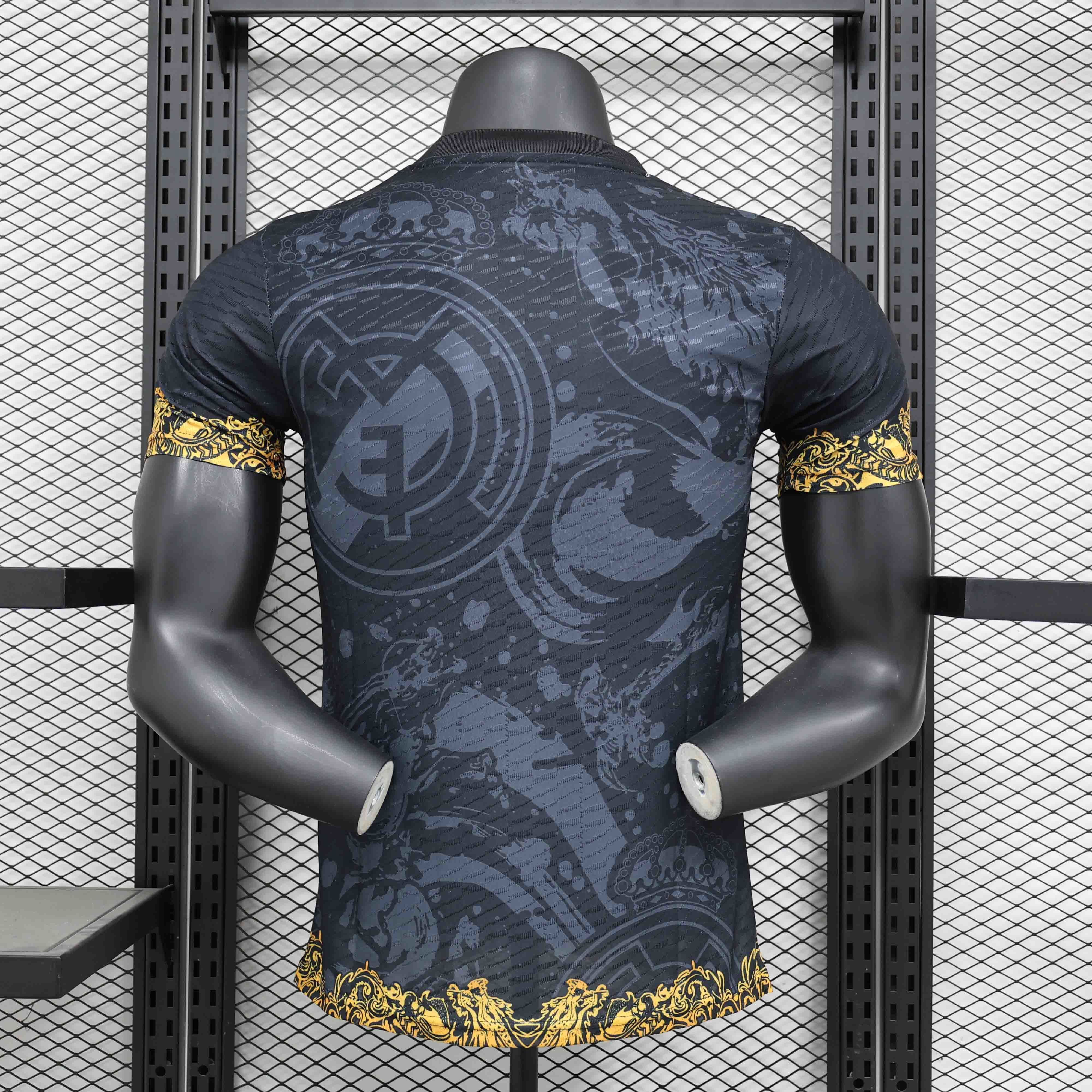 24-25 Real Madrid Black Golden Dragon Special Edition Player Version Shirt AAAAJersey Supplier 3