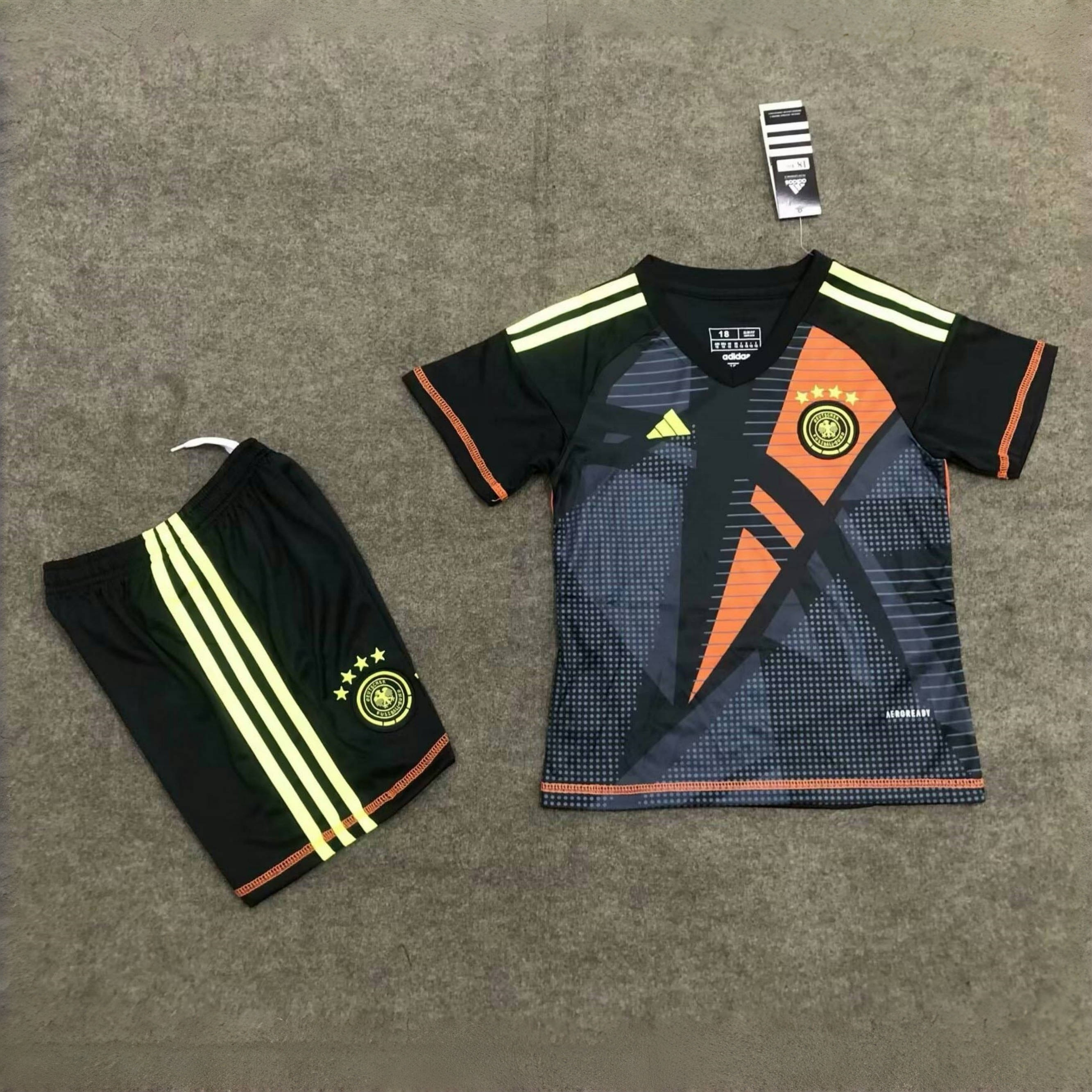 2024 Germany Goalkeeper Kid Kits Black Youth Apparels AAAAJersey Wholesale Yupoo