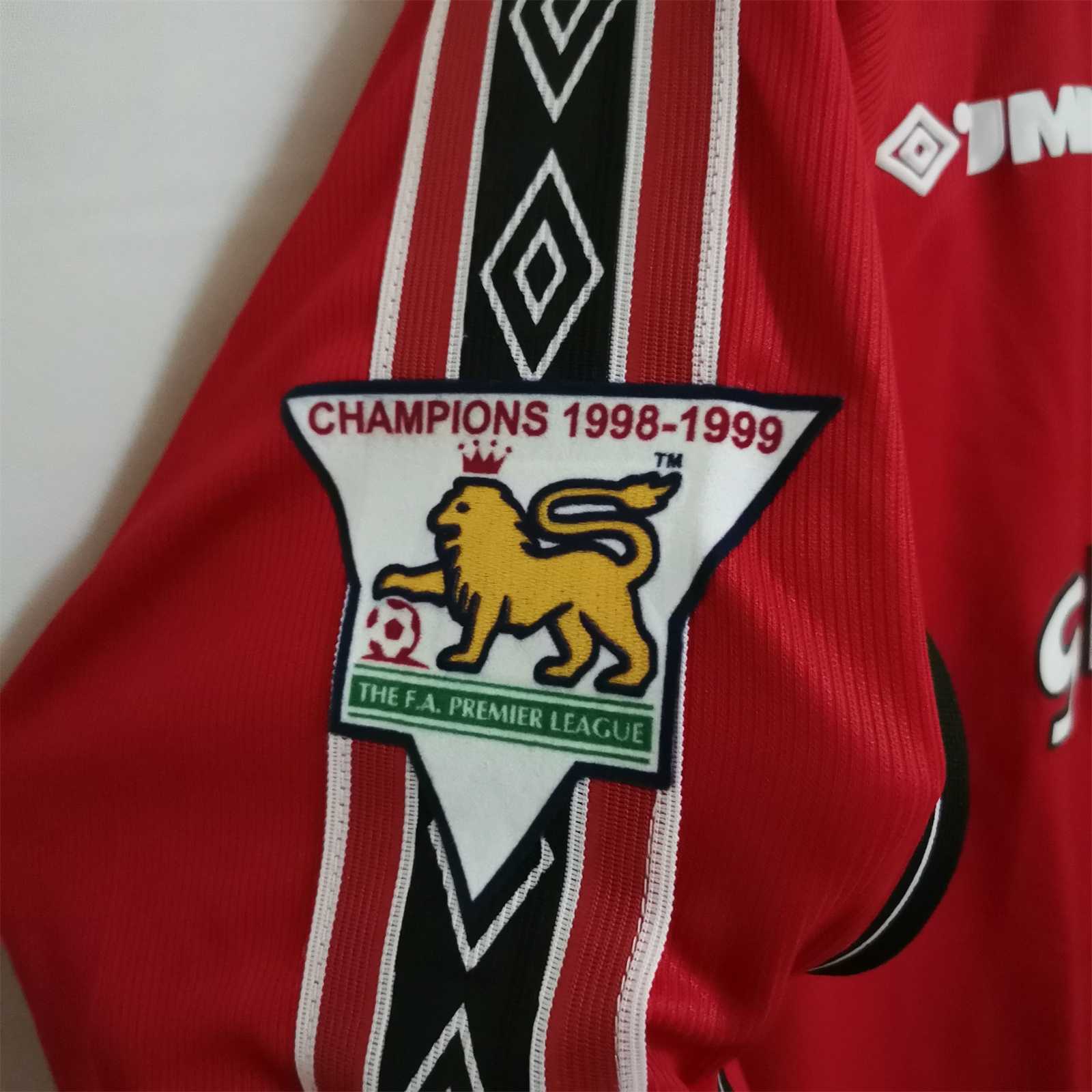 98-99 Manchester United home long sleeve 4