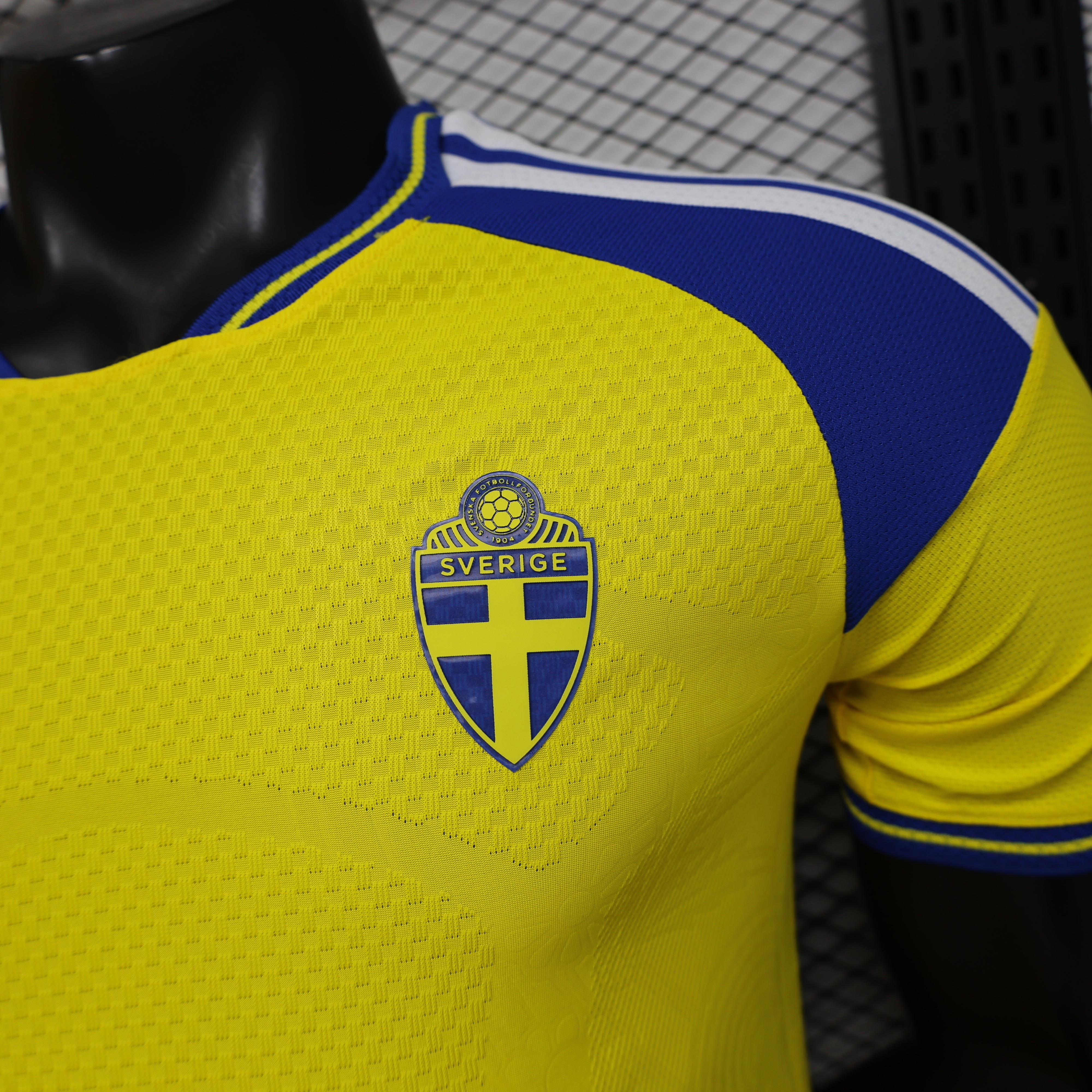 World Cup FIFA 2026 Sweden Mens Home Kit Football Player Version T-Shirt AAAAJerseys Supply Yupoo 7