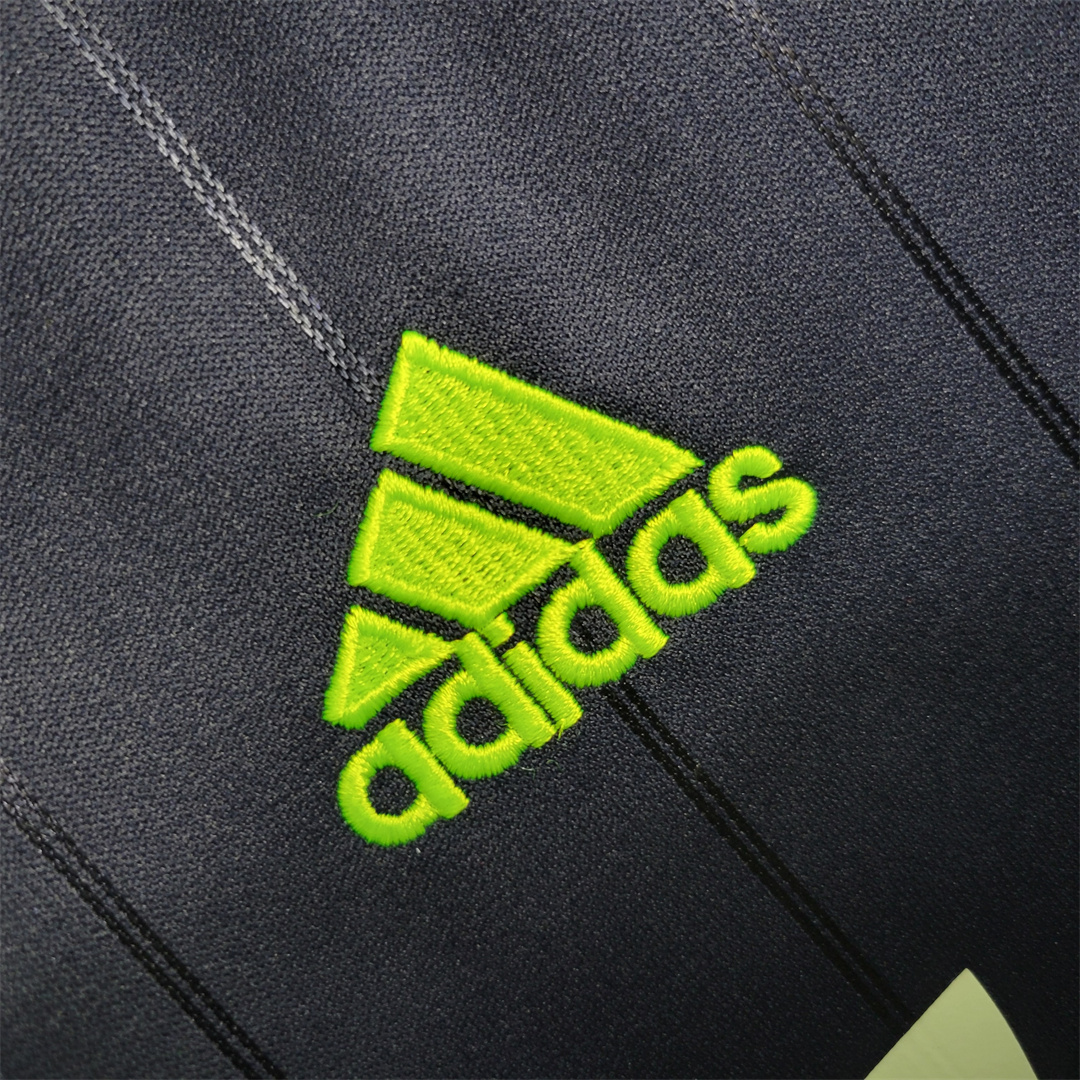 12-13 Real Madrid away 7