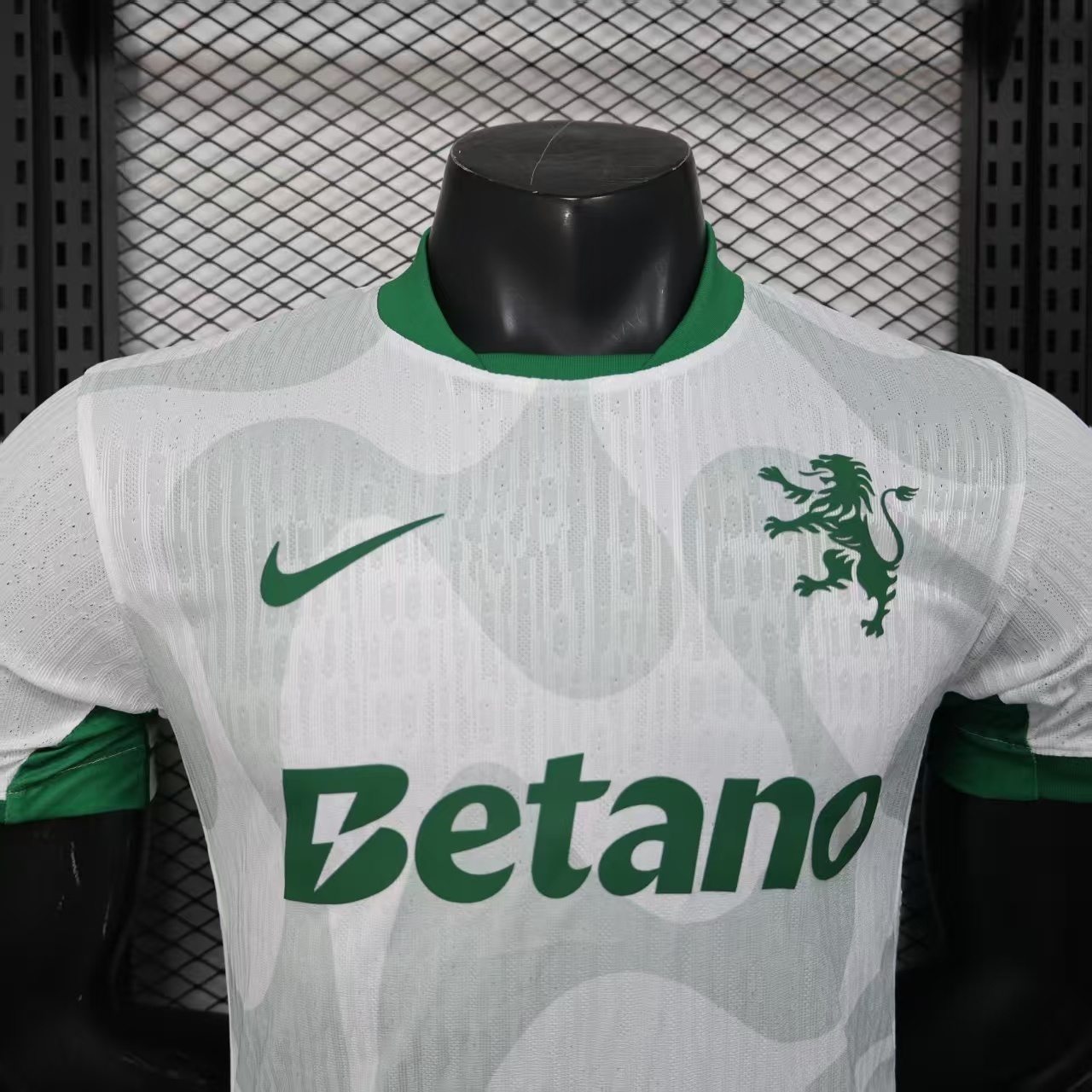 25-26 Sporting Lisbon Away Kit Player Version Shirt AAAAJersey Supply Yupoo 1