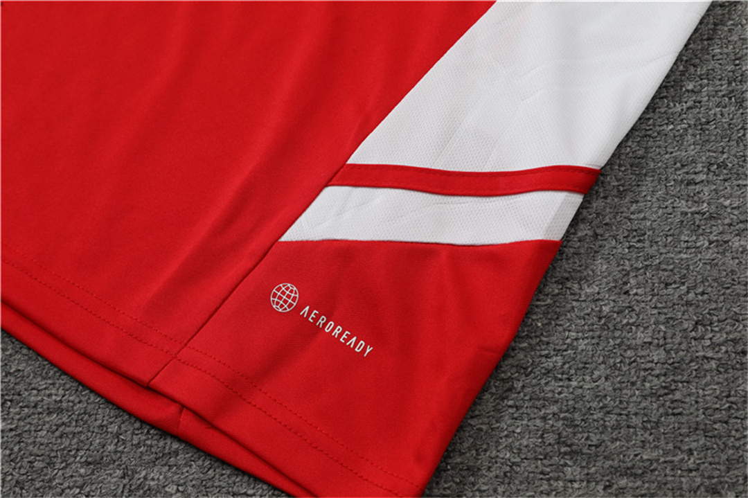 22-23 Manchester United training suit red 6