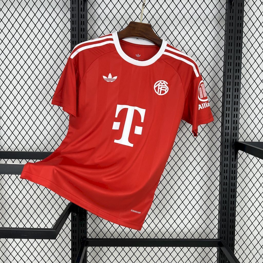 25-26 Bayern Munich Red Goalkeeper Shirt Soccer Uniform AAAAJersey Yupoo