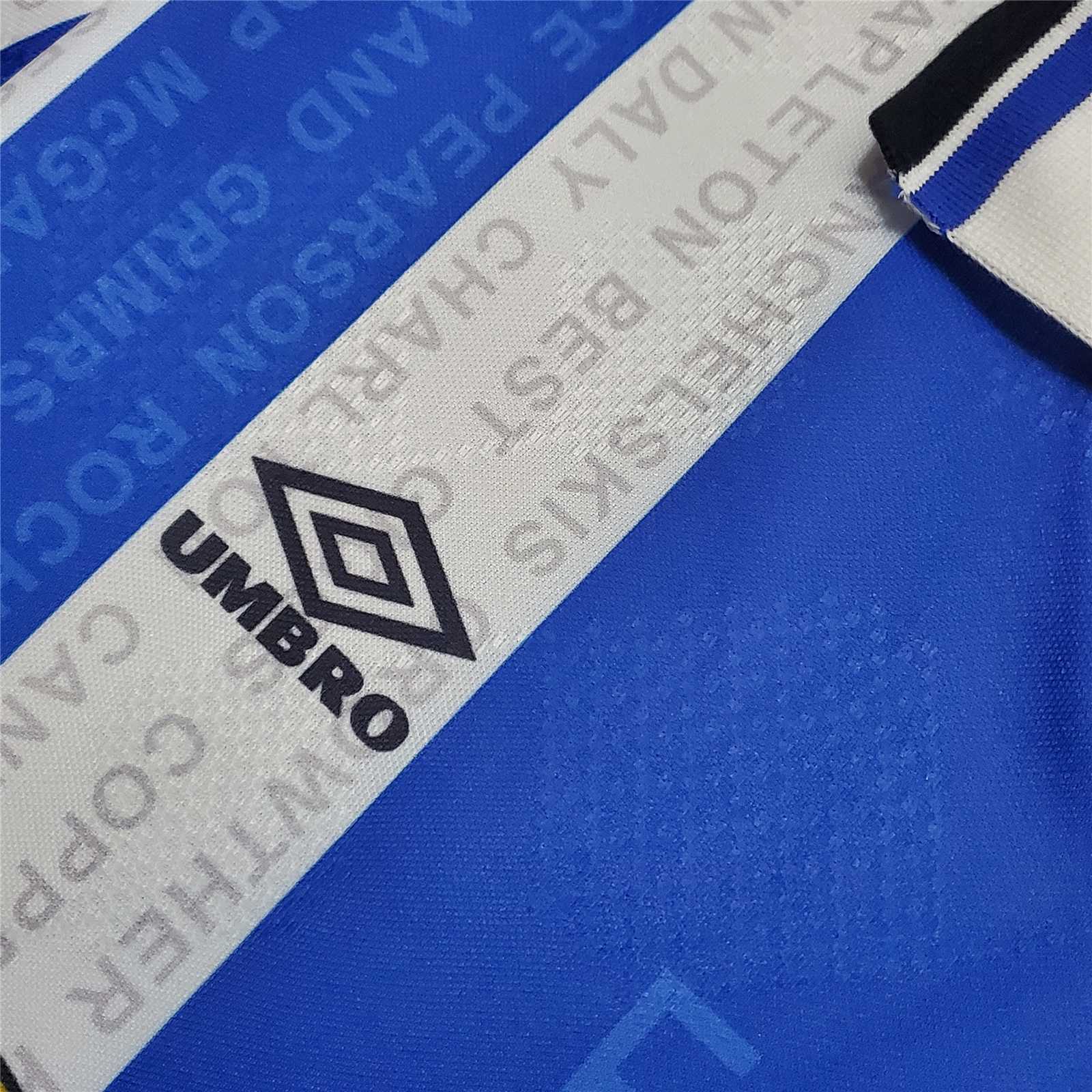 94-96 Manchester United away 4